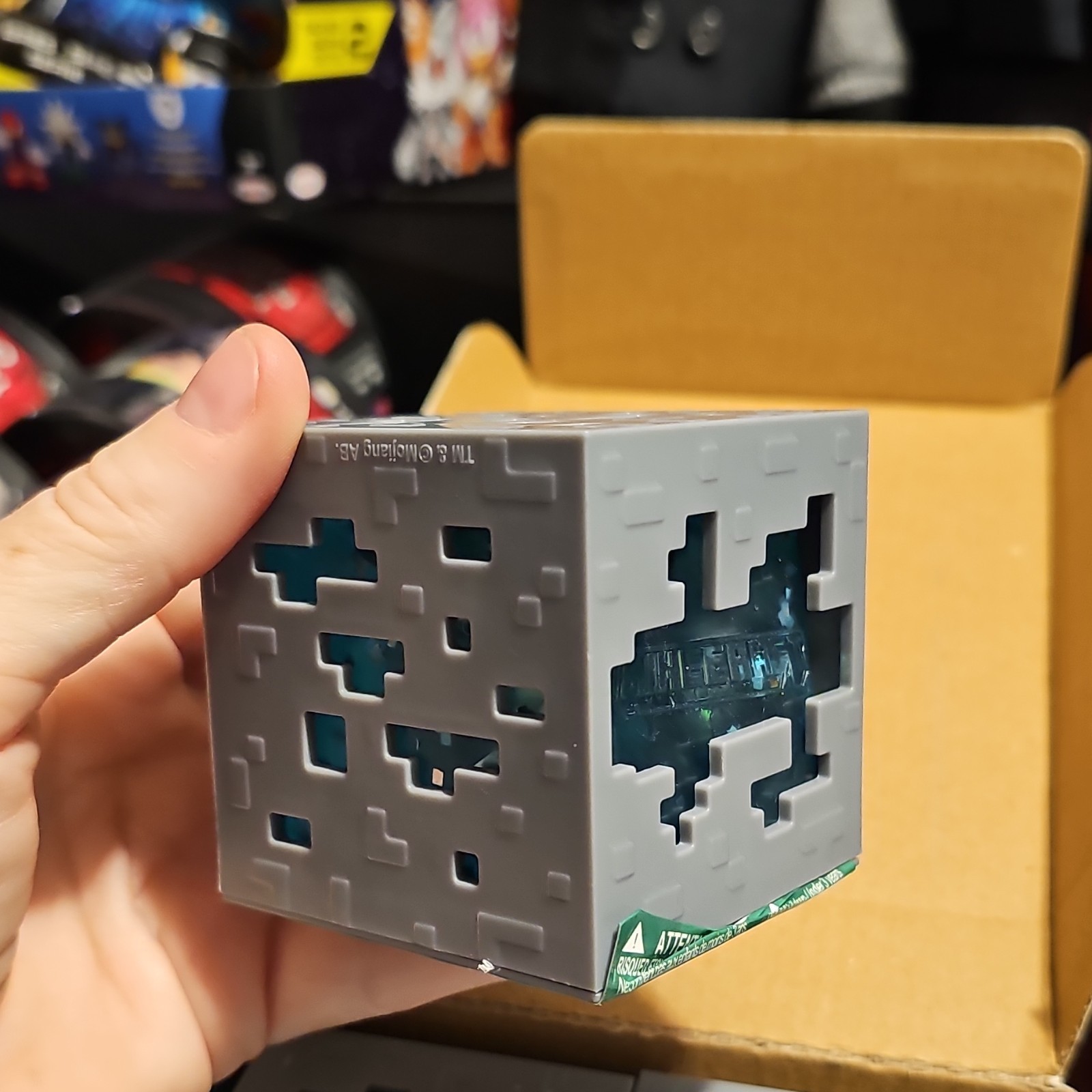 Jelly Belly Glow in the Dark Minecraft Creeper Jelly Cubes Candy Toy 2015