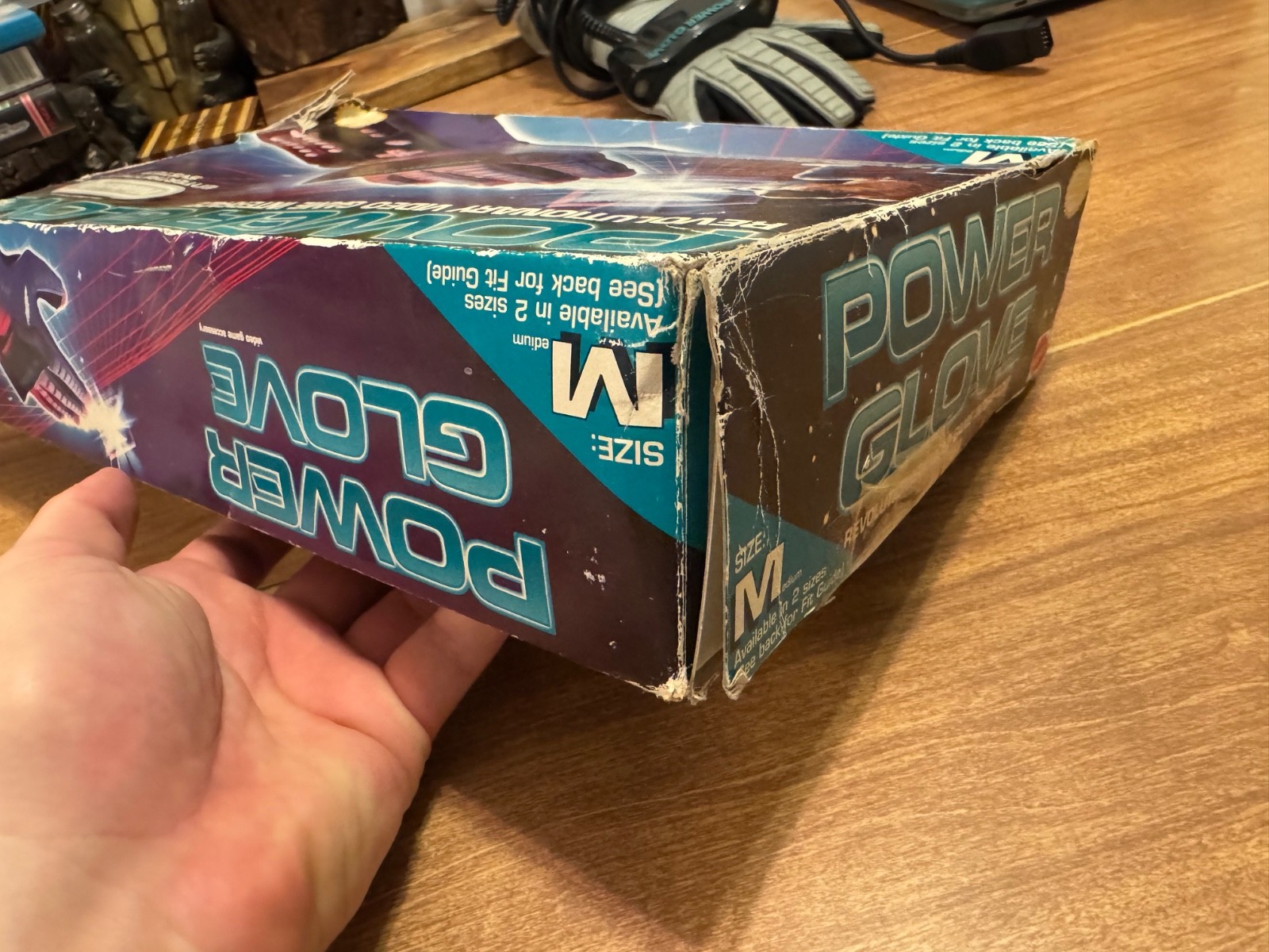 Nintendo NES Power Glove video game motion controller CIB complete w/ rough box