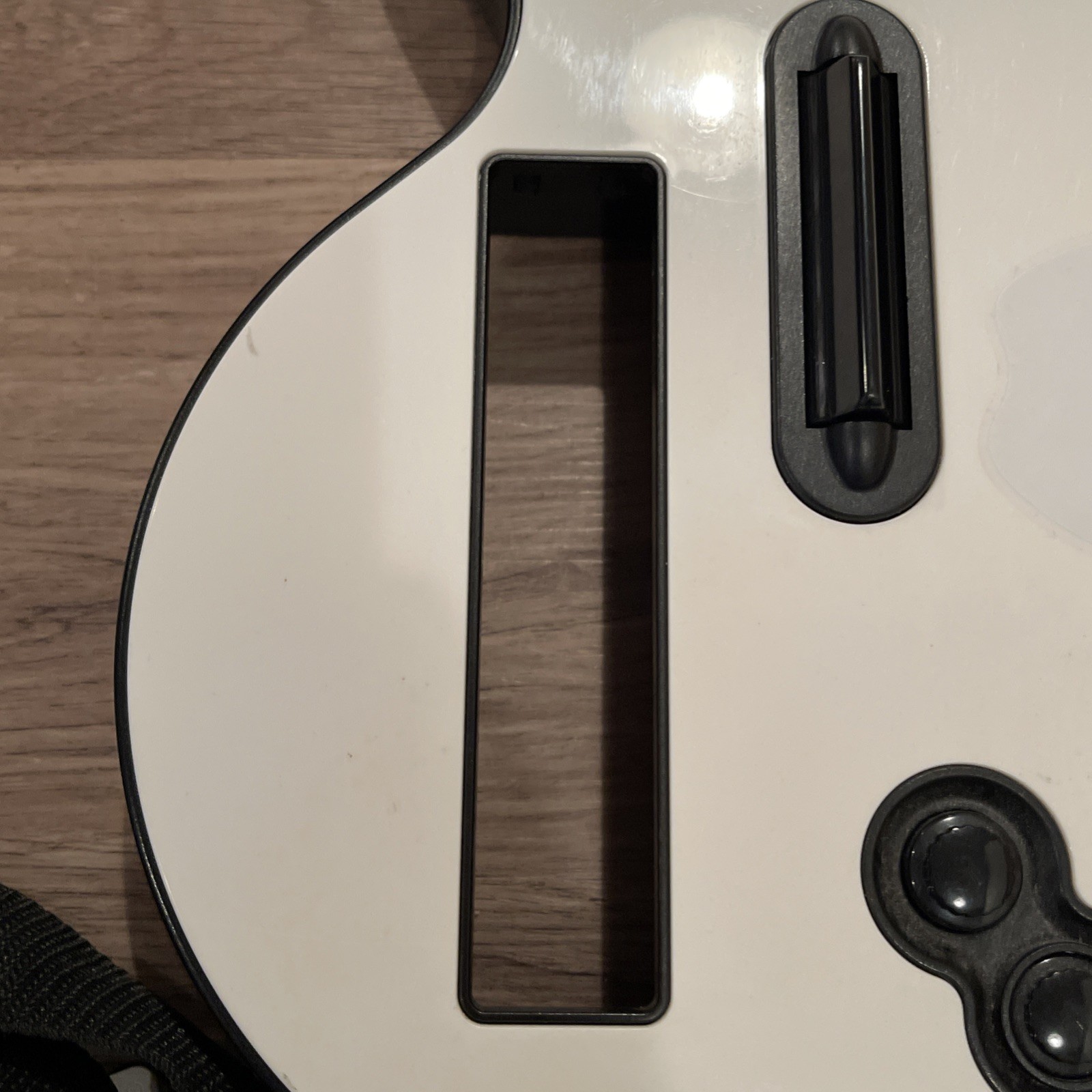 RedOctane Guitar Hero Les Paul Wii Controller White Wireless 95125.805