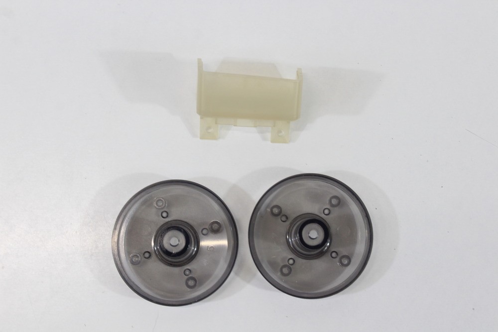 Nintendo 64 N64 OEM Toys R Us Clear Blue White Console Replacement Shell Cos.Da3