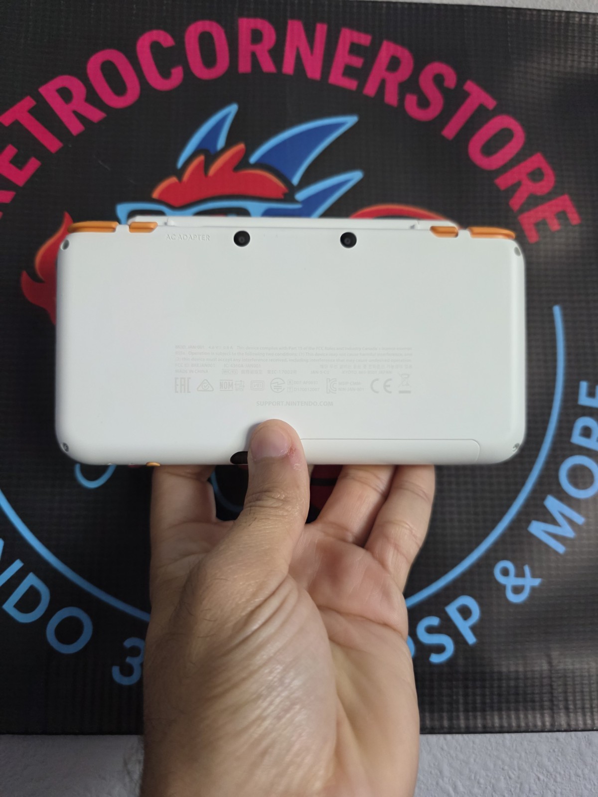 Nintendo New 2DS XL Console White/Orange FAST SHIPPING