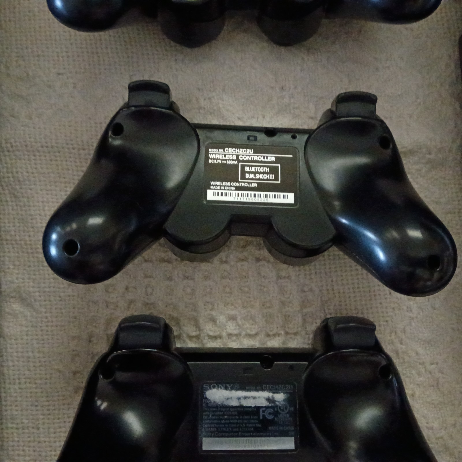 Sony PS3 PlayStation 3 Slim 120GB Black w/ 4 DualShock 3 Controllers