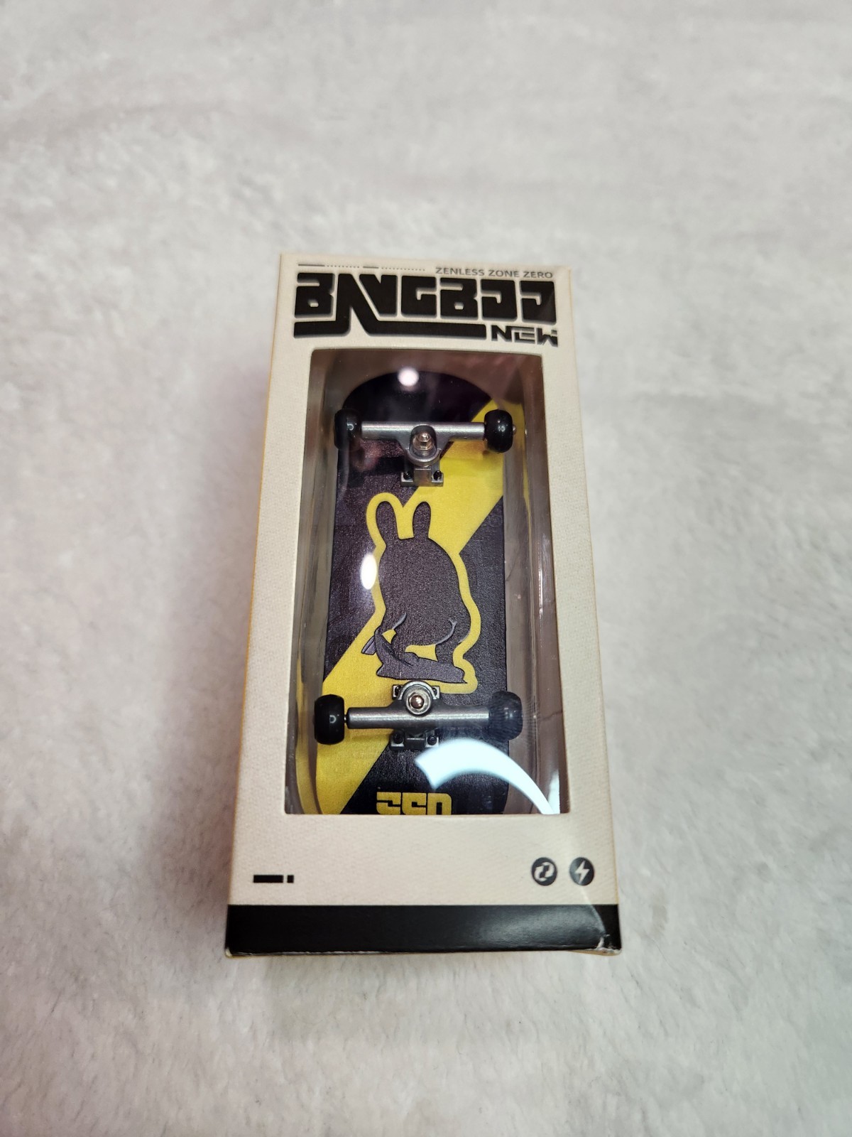 Zenless Zone Zero OFFICIAL Exclusive Finger Skateboard Charm Bangboo