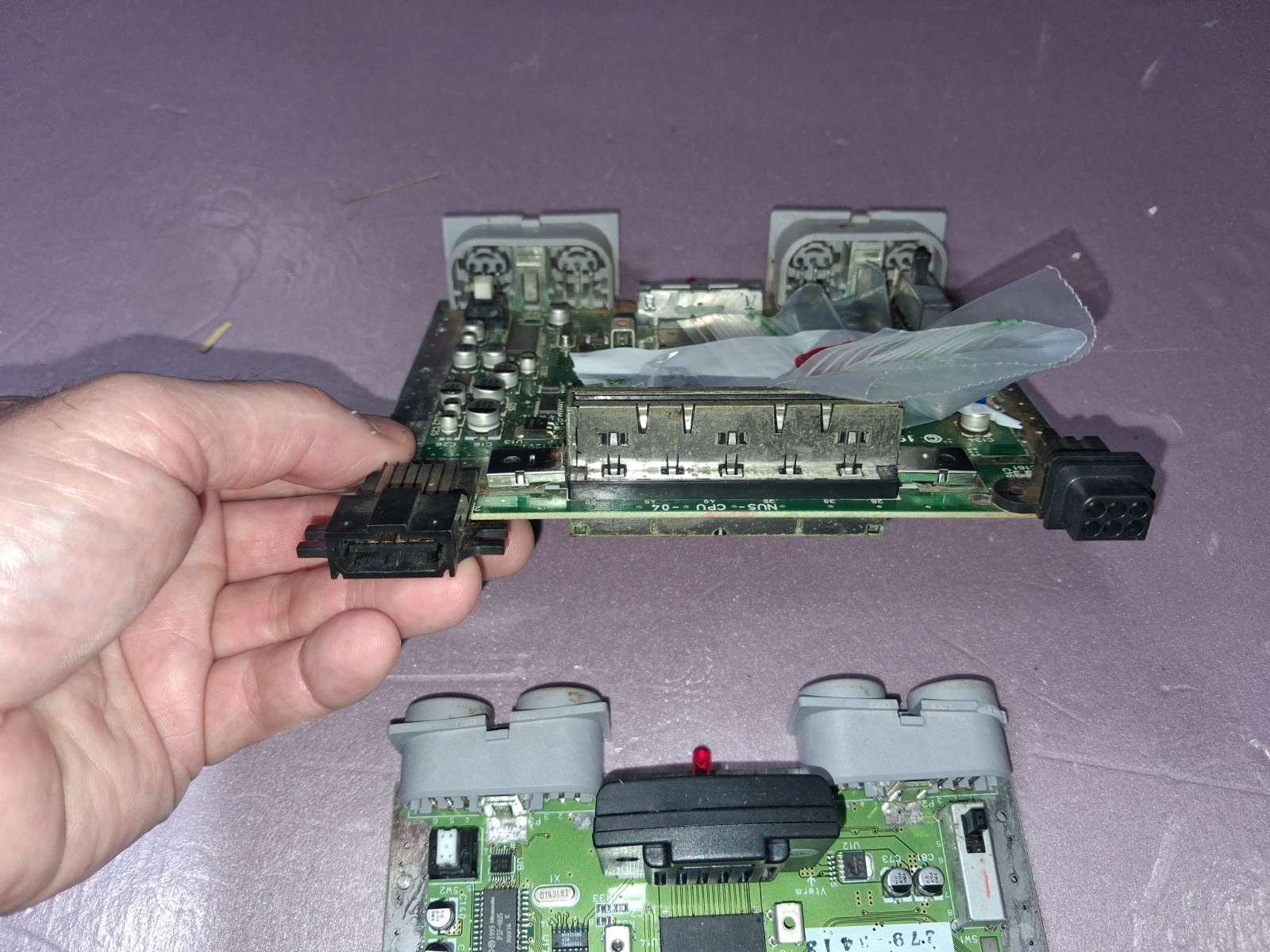 Nintendo N64 NUS-001 DEFECTIVE DONOR EXACT 08-NO SOUND w/RUST JUNK 04-SEE ALL