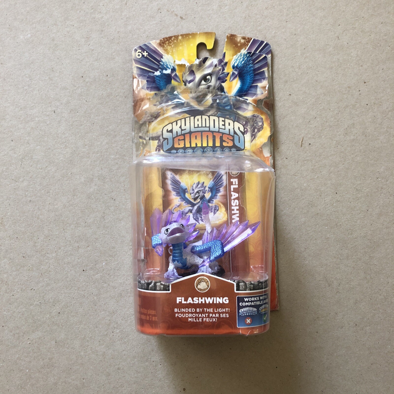 Skylanders Giants FLASHWING Figure Repackaged Box