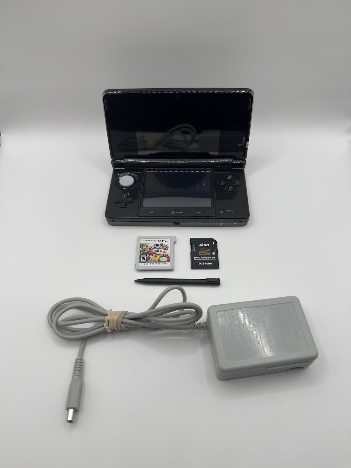 Nintendo 3DS Handheld Game System – Cosmo Black W/ Charger 4GB SD Stylus Tested