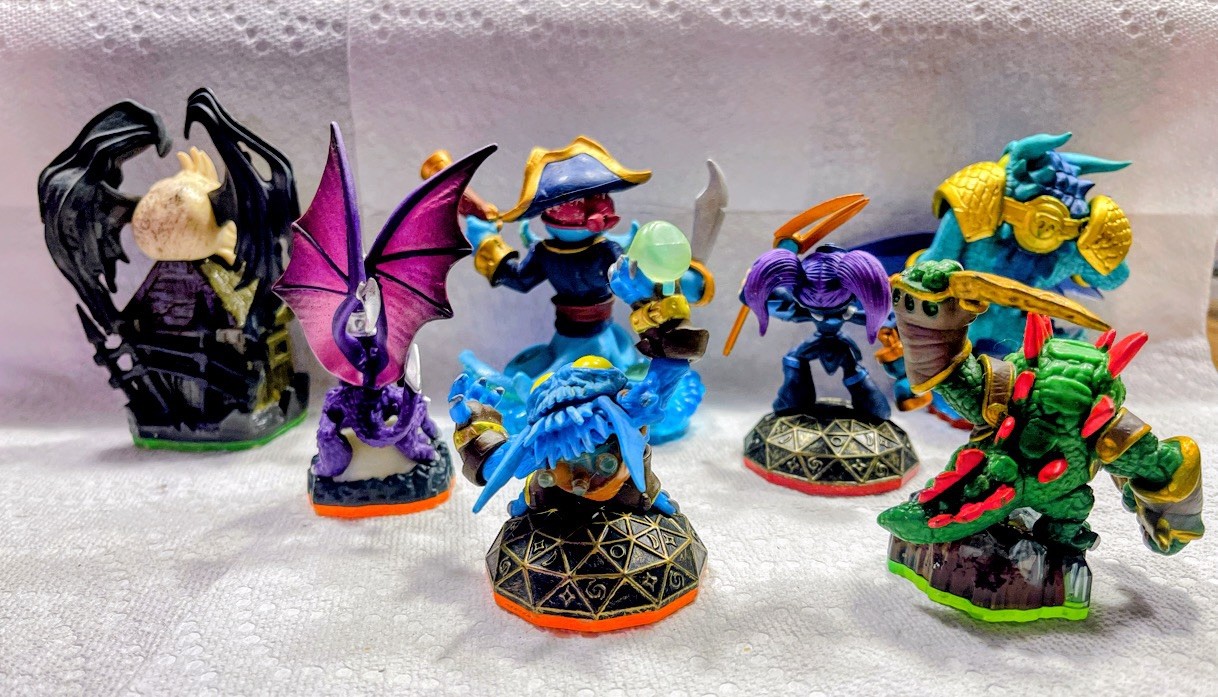 Activision Skylanders Spyro’s Adventure Figure Lot – Lot of 7 figures
