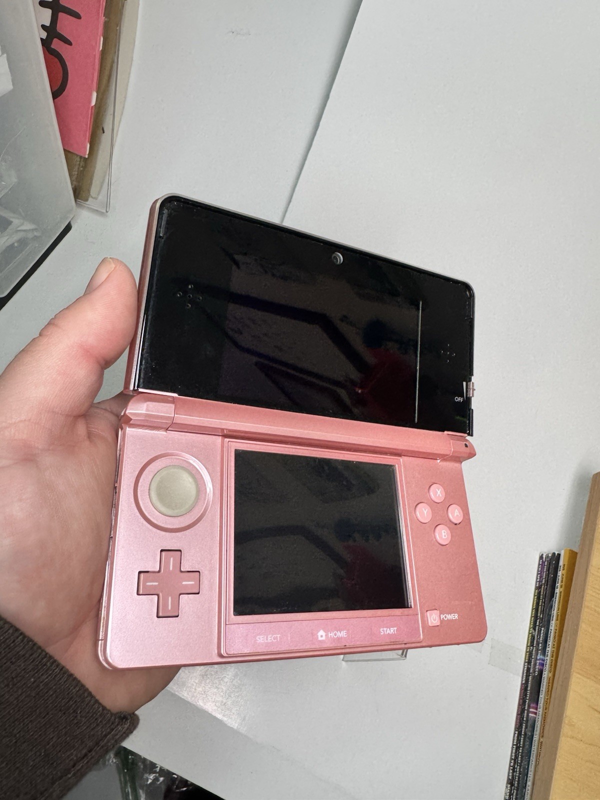 Nintendo 3DS Pink Handheld Console Wi-Fi, Headphone Jack, Box Dock Manual (READ)