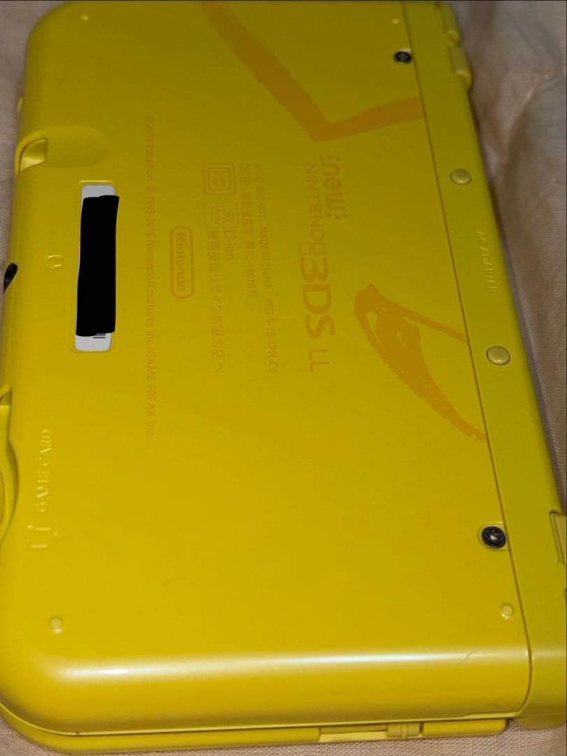 3DS/2DS/DS New Nintendo 3Dsll Pikachu Yellow Pokemon With Box, Main Unit, Japan