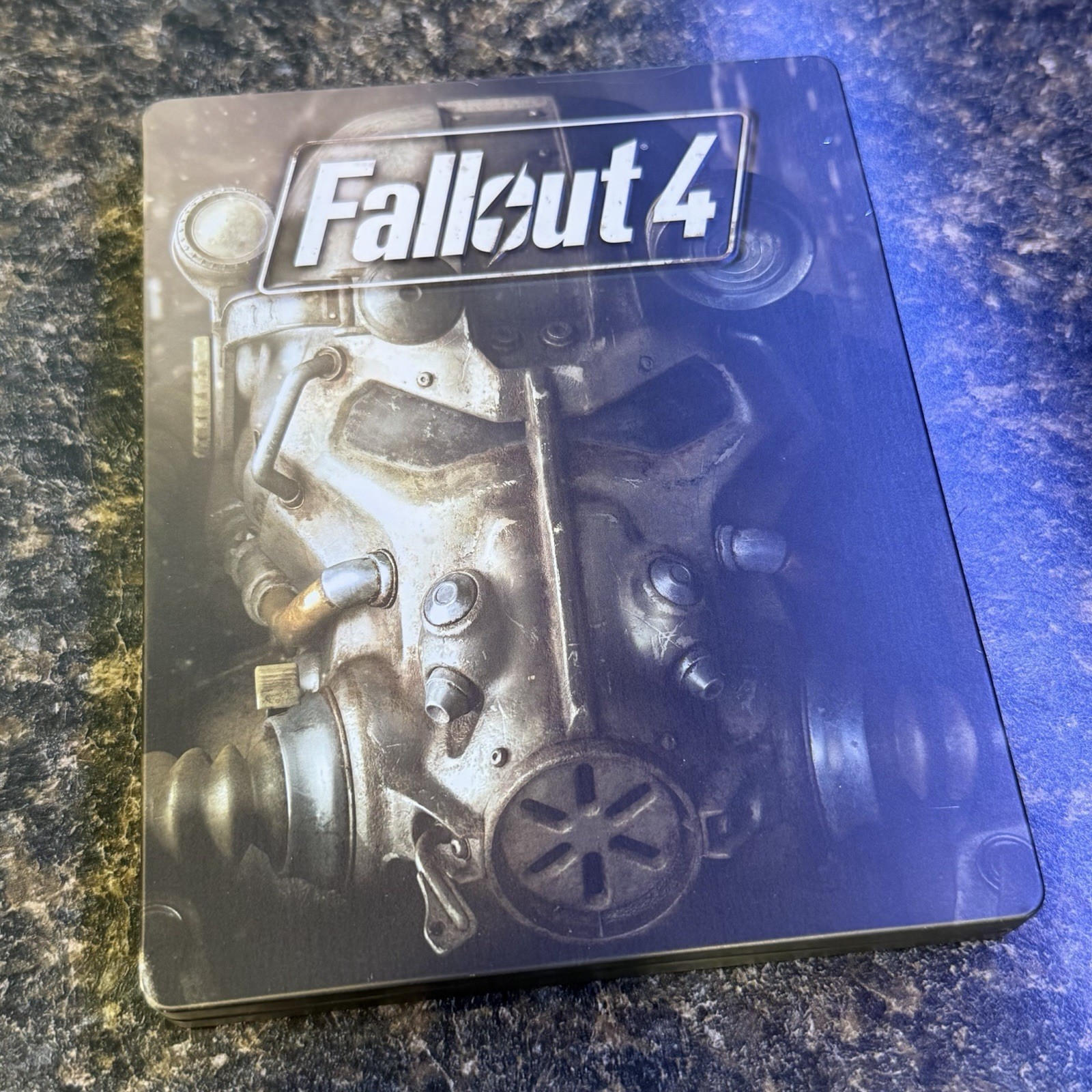 Fallout 4 (Microsoft Xbox One) Collector’s Steelbook Edition No Disc Broken Tab