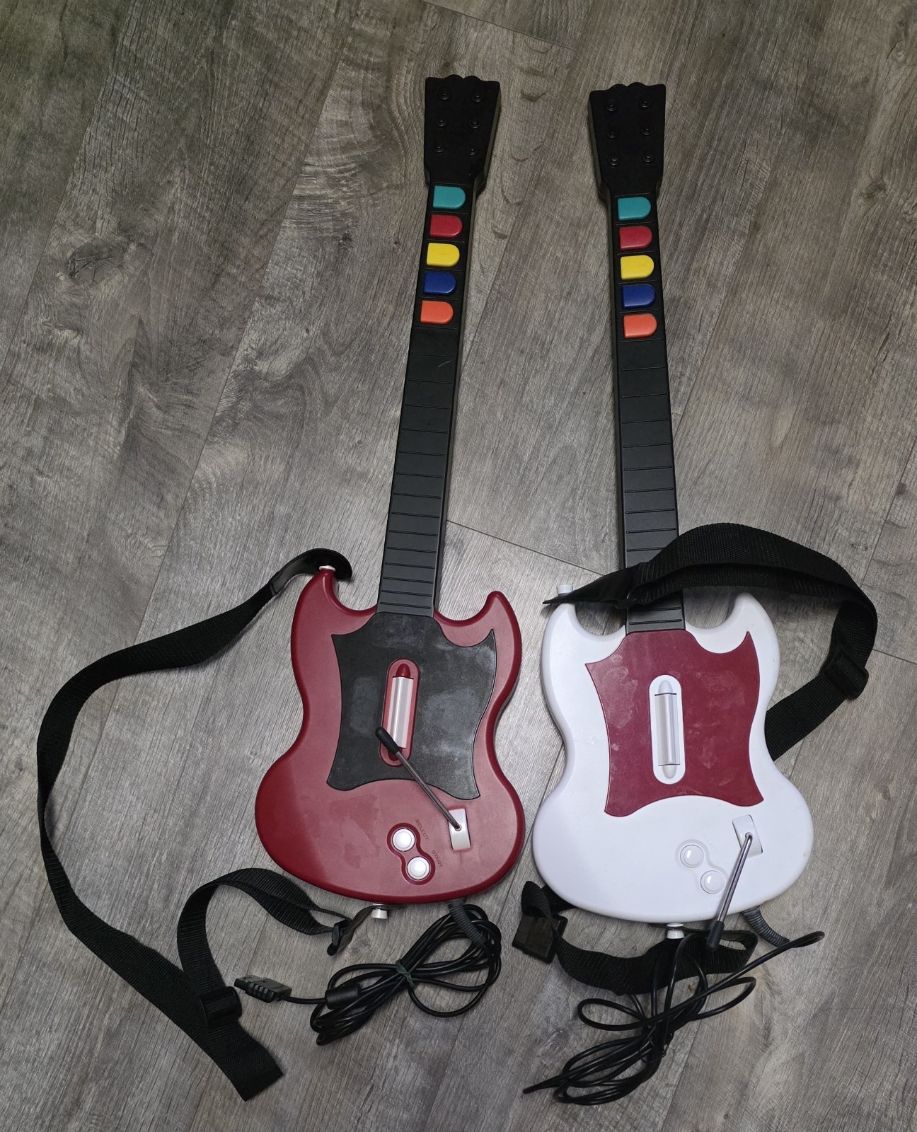 2 Guitar Hero II Red Octane Wired Guitar Controllers for Sony PlayStation 2/PS2