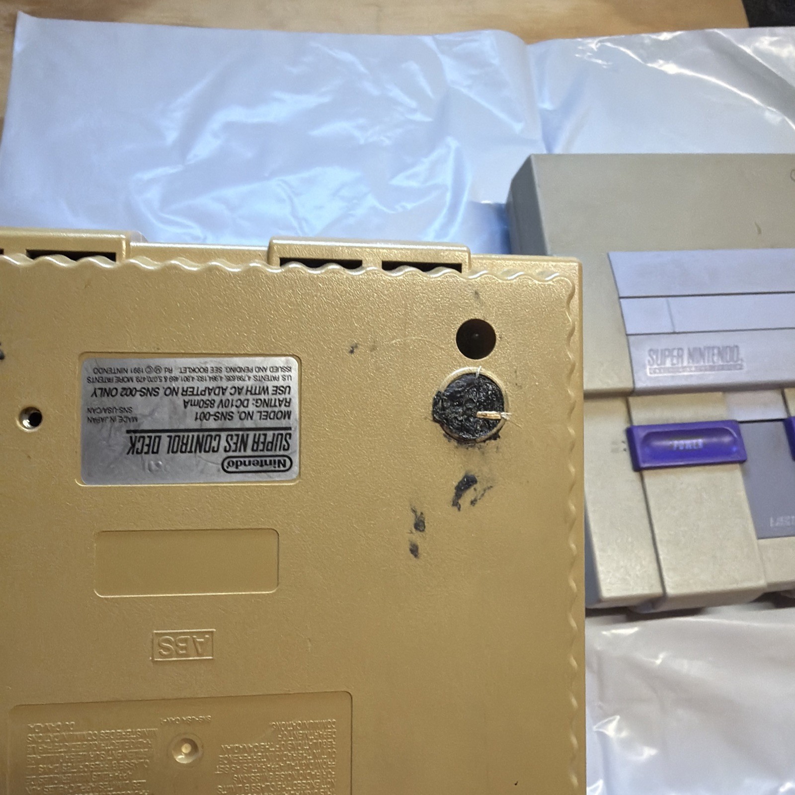 Lot of 2 Nintendo Super Nintendo SNES Consoles OEM For Parts Repair No Power