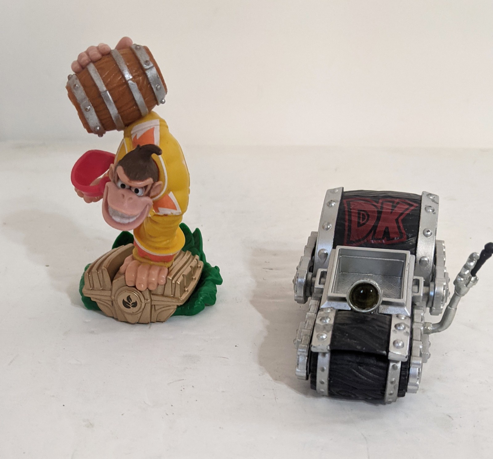 Skylanders Superchargers Donkey Kong Amiibo & Dark Barrel Blaster Wii U & Switch