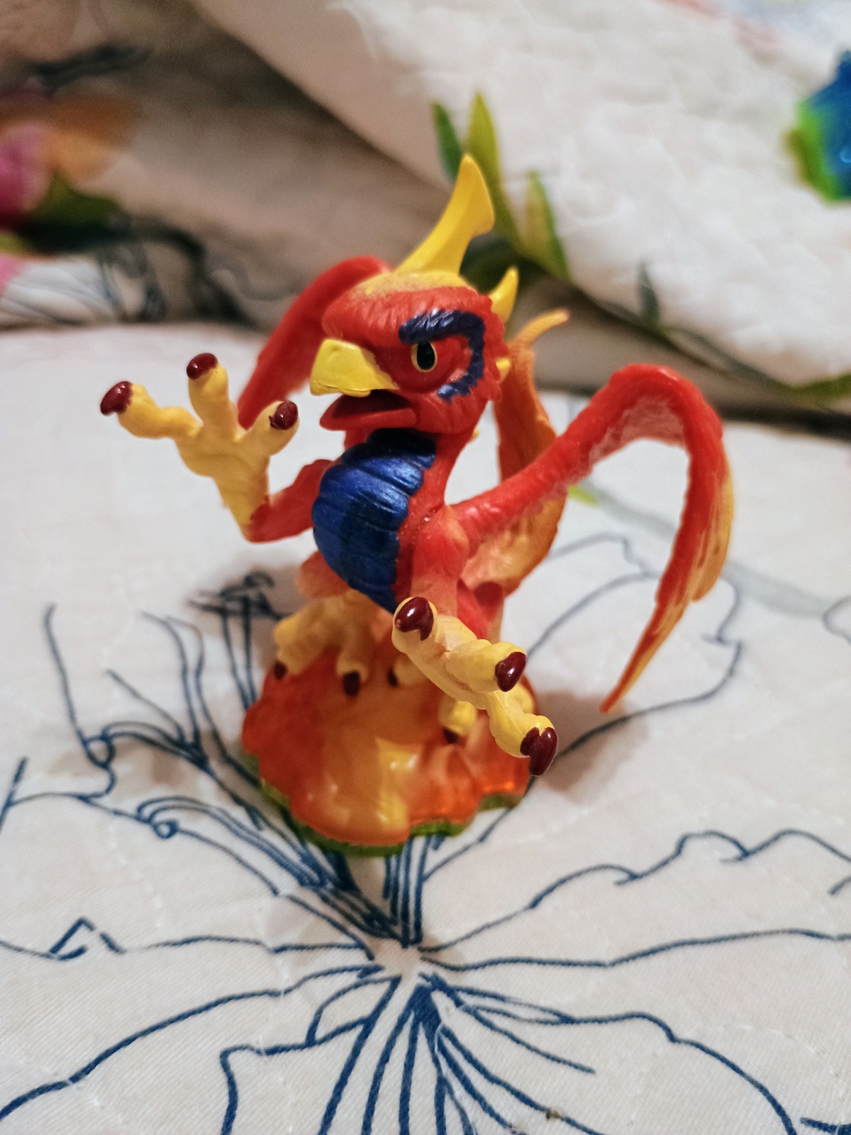 Skylanders Dragon Lot of 6 Figures:Drobot/Bash/Sunburn/Zap/Camo/Cynder