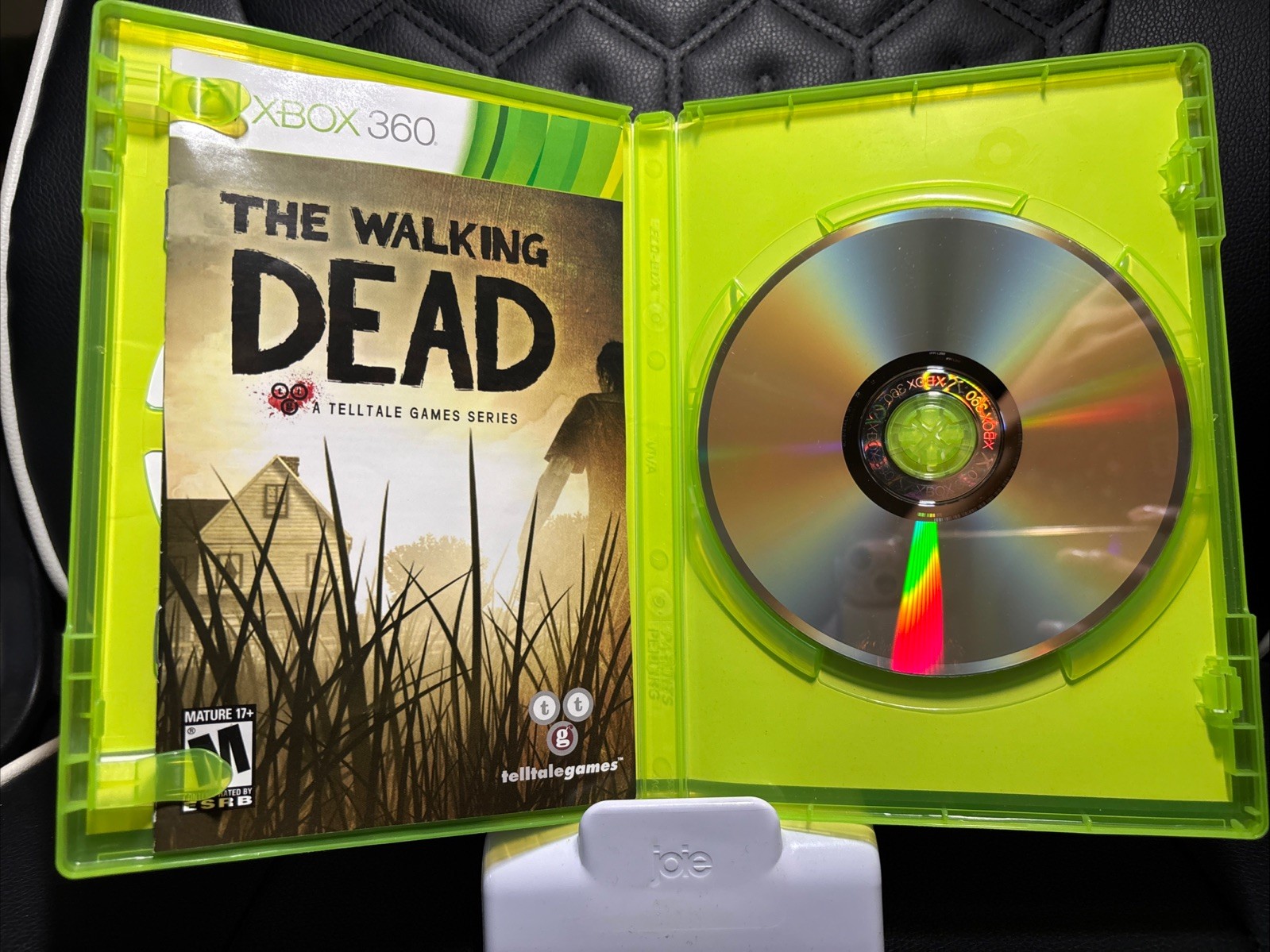 The Walking Dead: A Telltale Games Series (Microsoft Xbox 360, 2012)