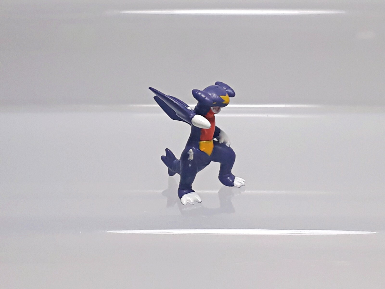Garchomp Pokemon Mini Figure Ensky Keshipoke Toy Japan F06 0.9in
