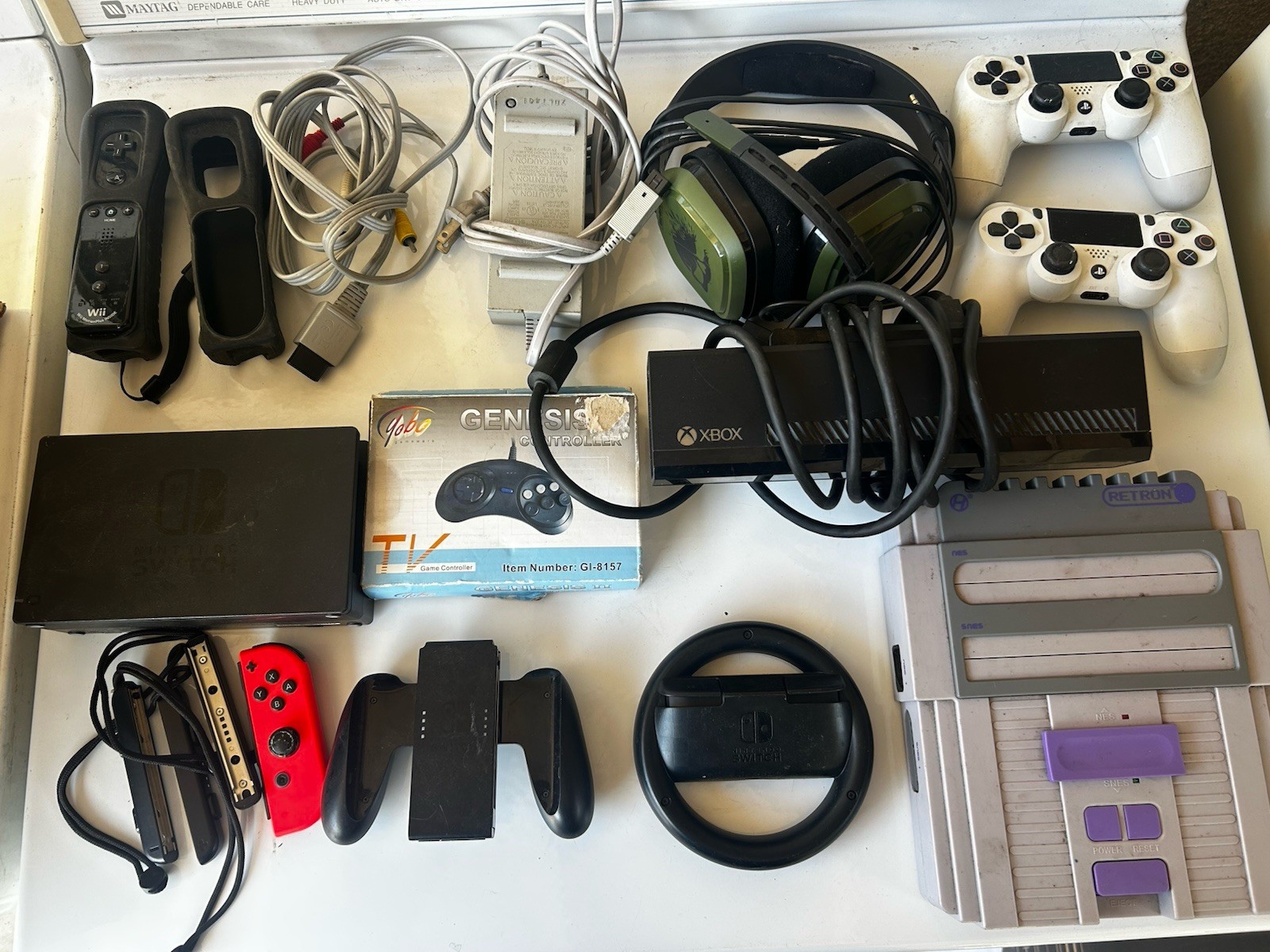 Random Video Game Accessories Lot – Power Cords, Controllers , Mics, UNTESTED
