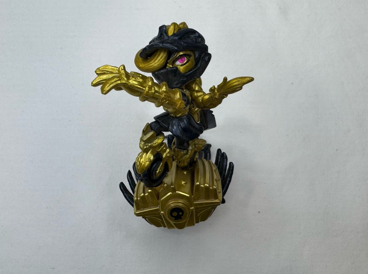 Skylanders Legendary Bone Bash Roller Brawler Figure Character Activision
