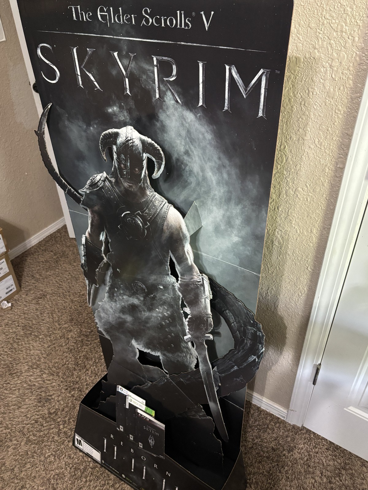 2011 ELDER SCROLLS V SKYRIM Standee Store Display Original GRAIL Launch XBOX 360