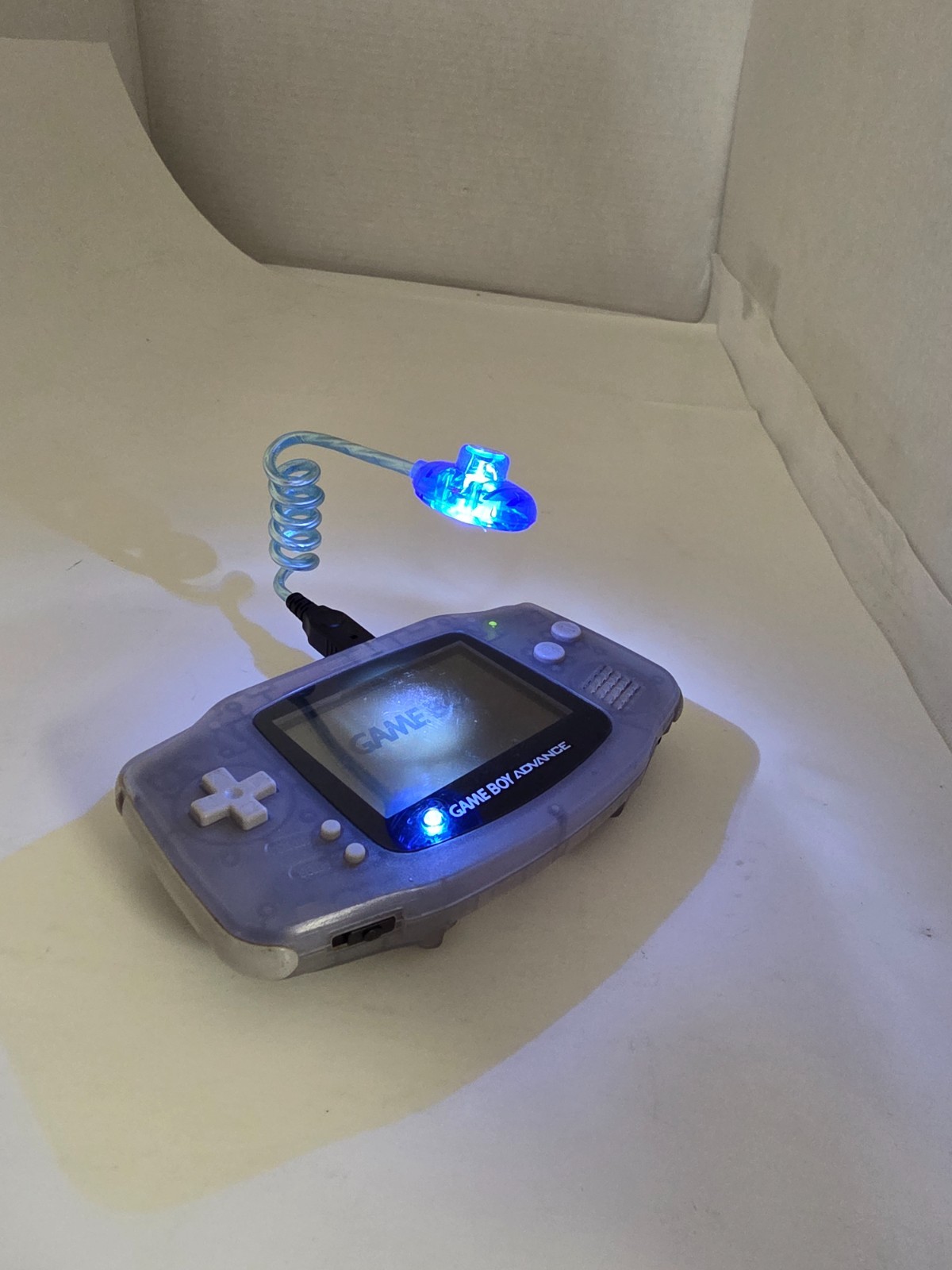BLUE NEW Super Bright LED Worm/Snake Light GameBoy Advance No Batteries Required