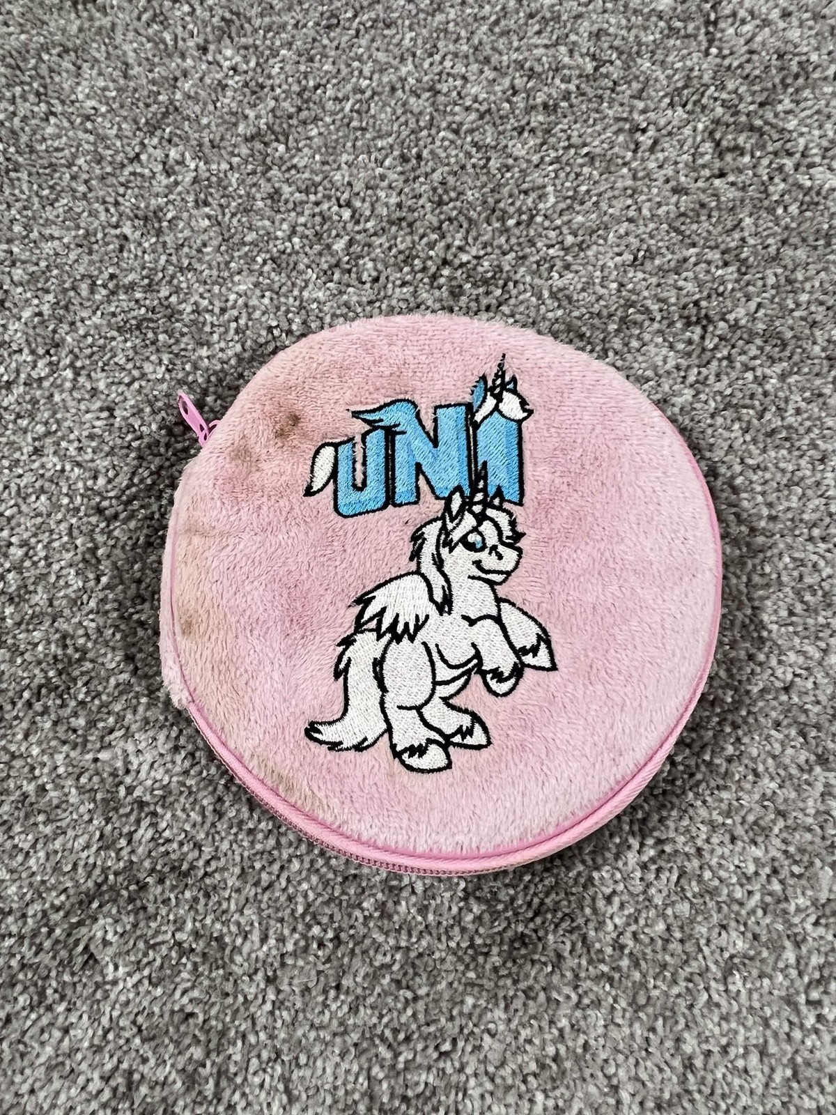 VINTAGE Neopets White Uni Pink Padded Round CD DVD Case 2005 Collectible