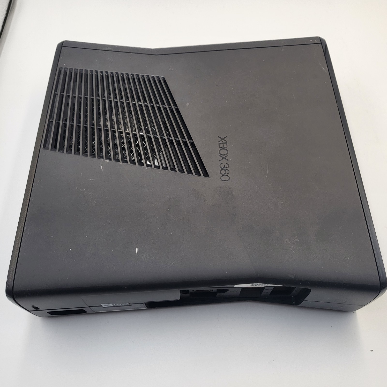 UNTESTED NOT SURE IF WORKS Xbox 360 S Slim 4GB Console Matte Black
