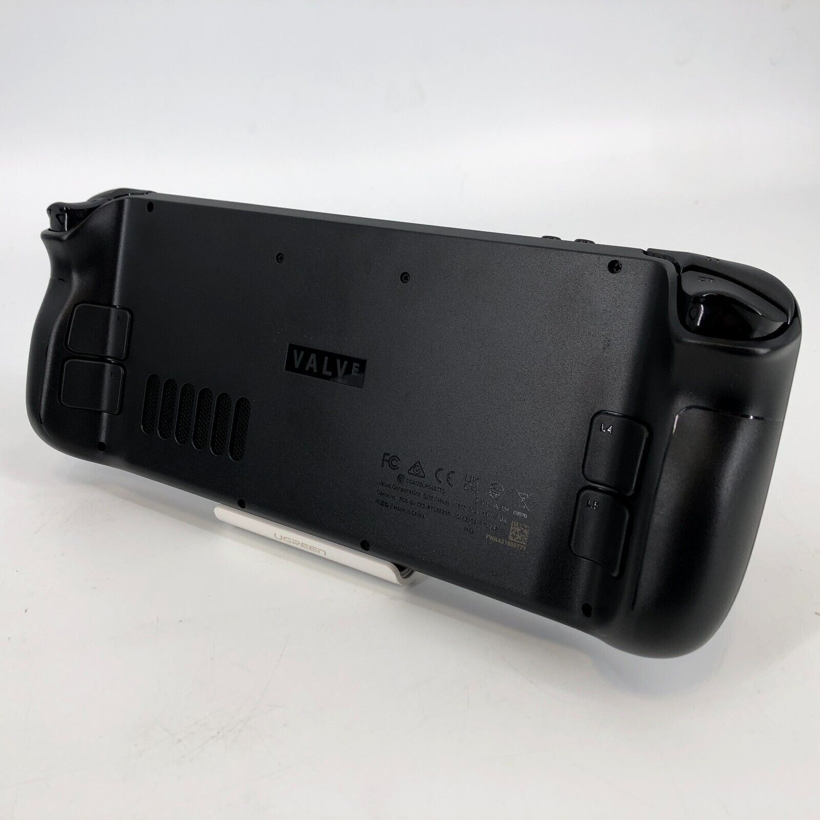 Valve Steam Deck Black 64GB – Excellent Condition w/ Case + Charger