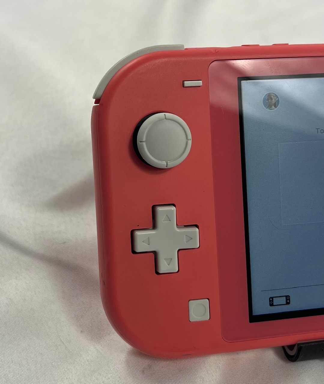 Nintendo Switch lite Coral 2022