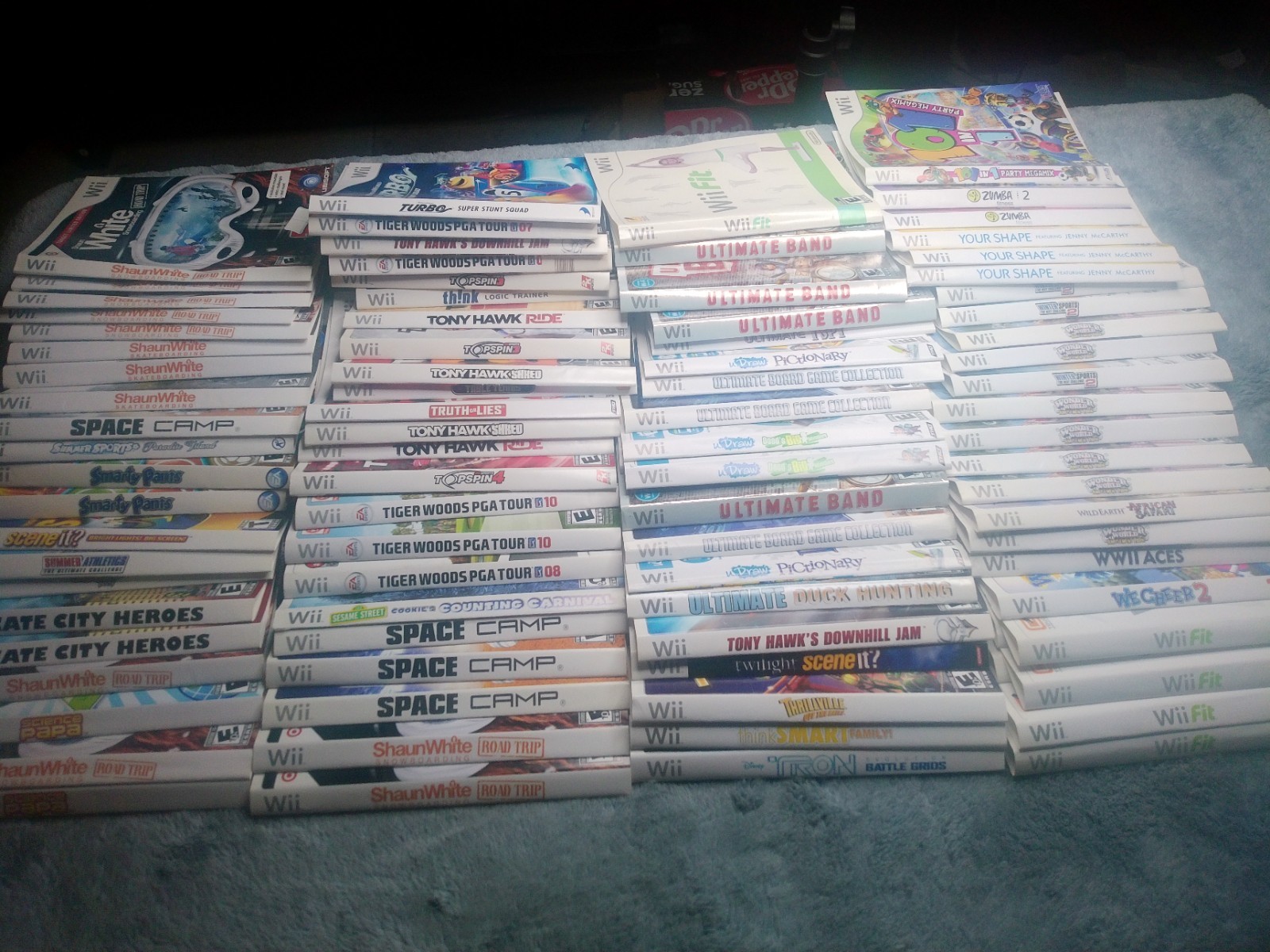 Lot of 323 Nintendo Wii/Wii U Cover Arts – Original/Authentic – Free Shipping!