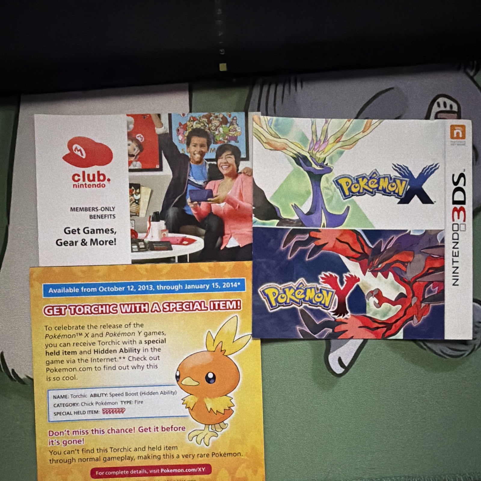 Nintendo Pokémon Y (Nintendo 3DS, 2013) complete in box
