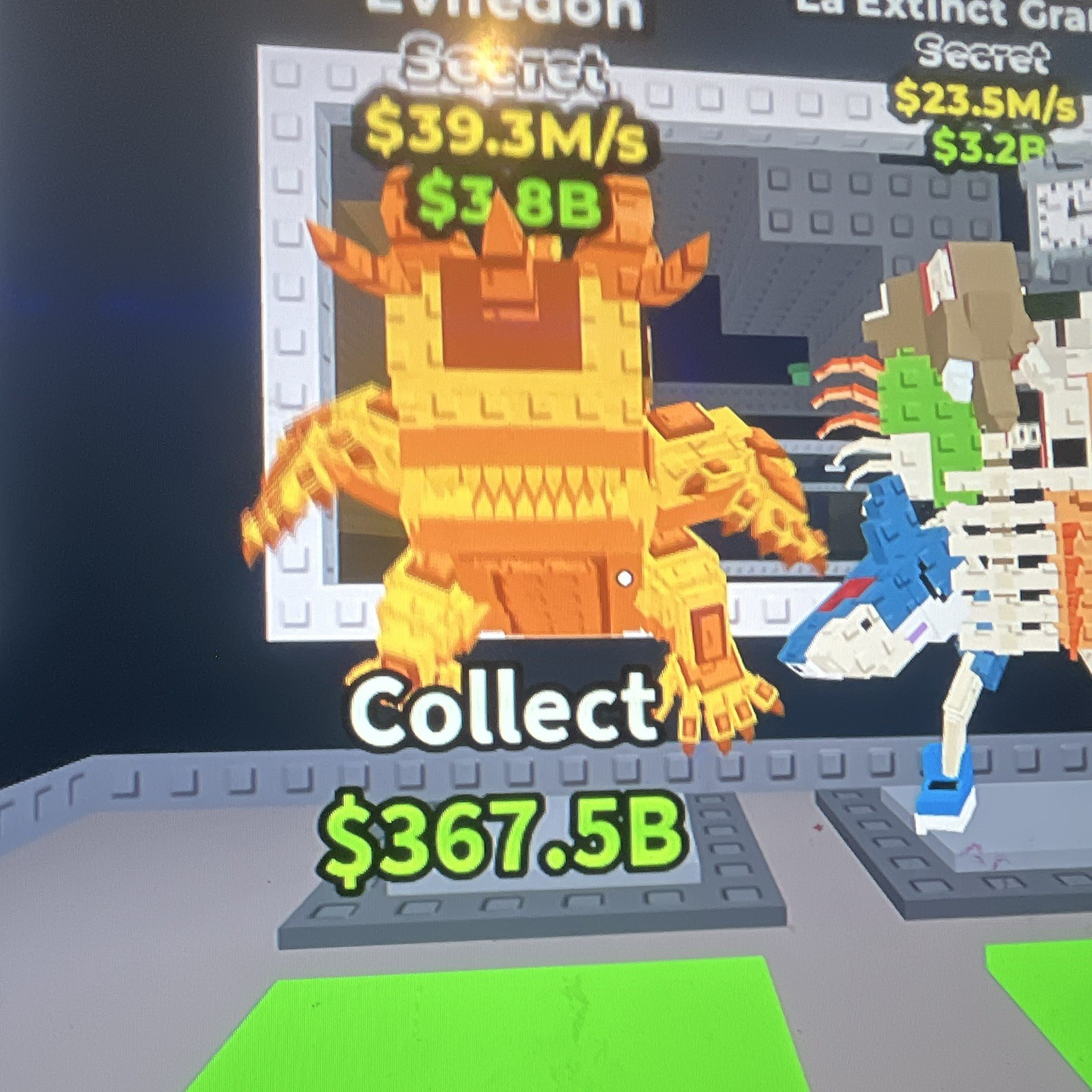 Roblox (Virtual Pet) In-Game Collect. 39.3M a second.
