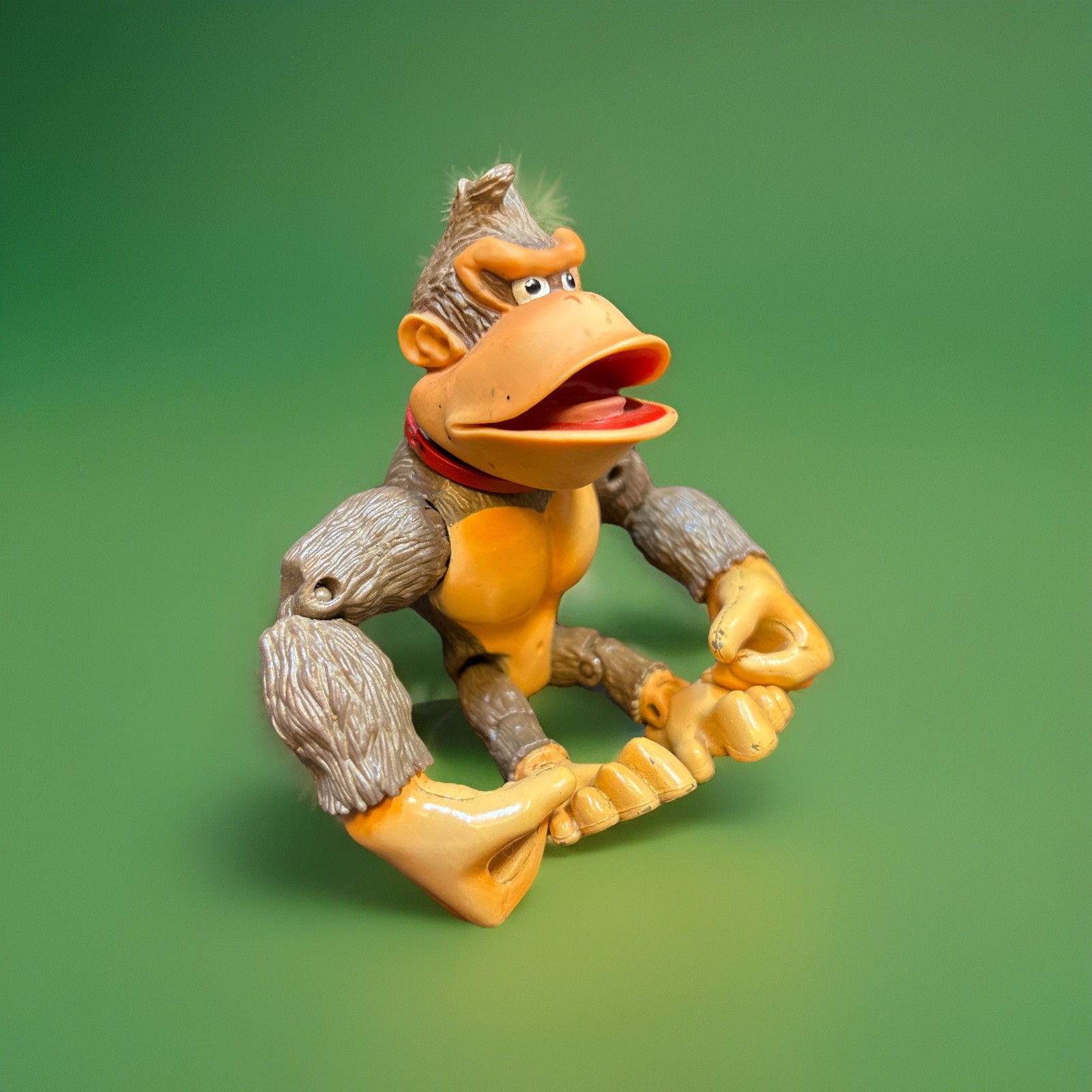 Nintendo Donkey Kong Figure 2000 Very Rare Vintage