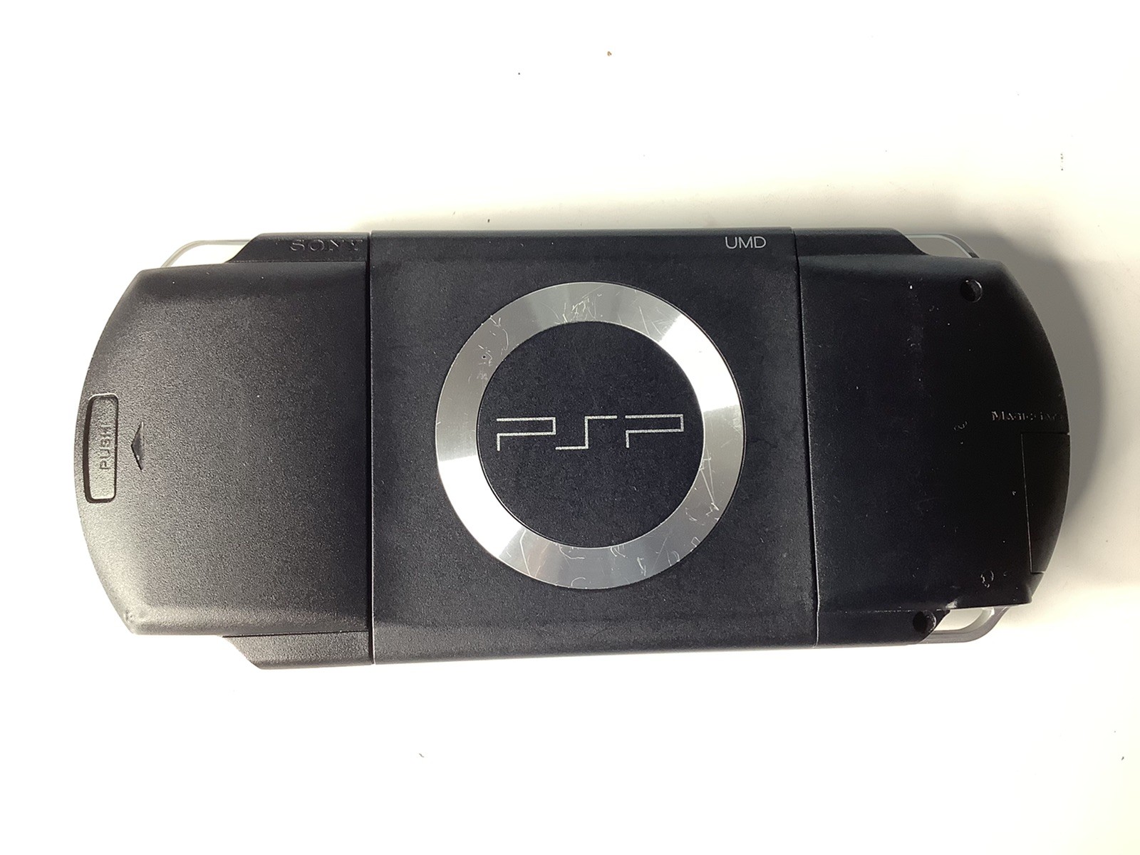 Sony PSP Console Only PSP-1001 Handheld W/ Battery NOT WORKING RIGHT TURNS ON