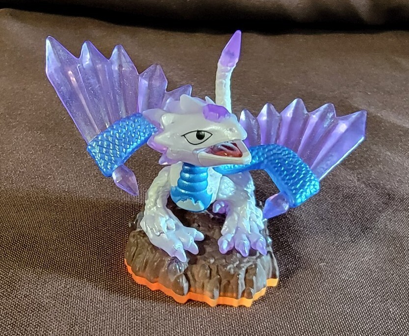 Skylanders Giants Flashwing, Jet Vac, Terrafin Activision Figures