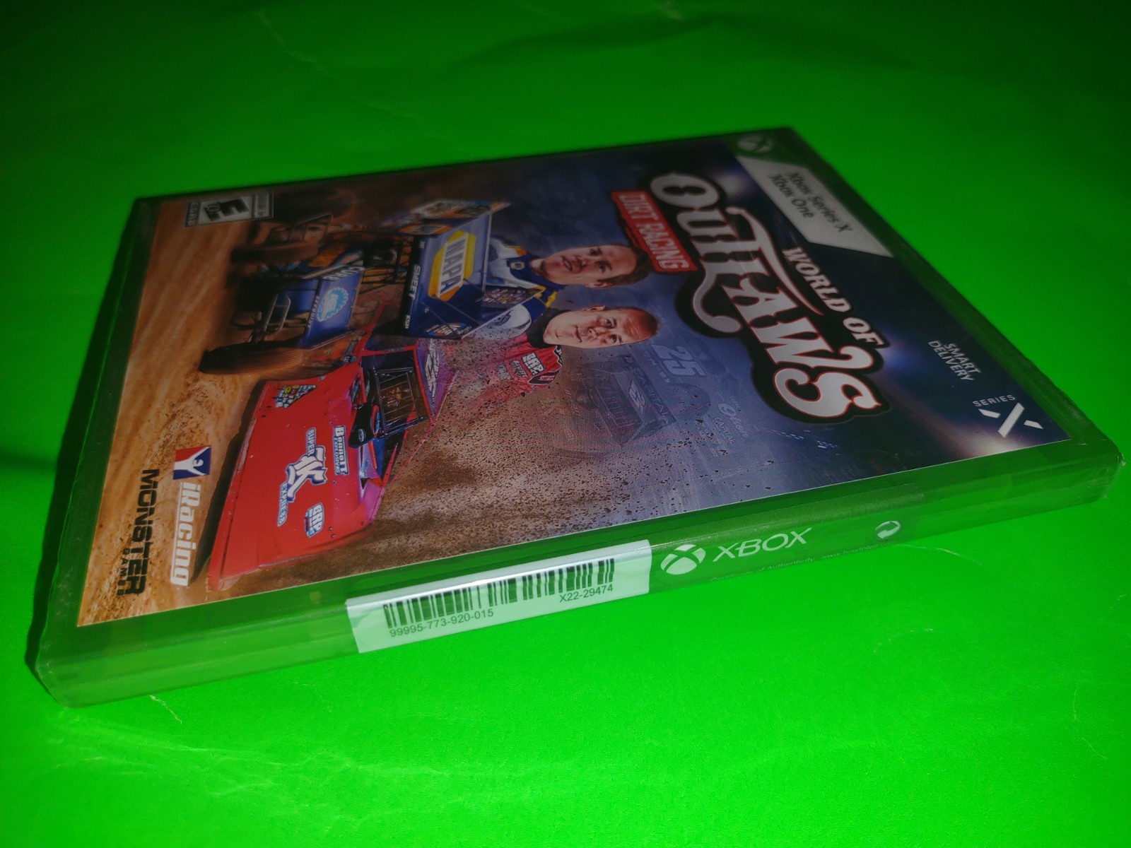 NEW World Of Outlaws Dirt Racing – XBOX SERIES X XBOX ONE