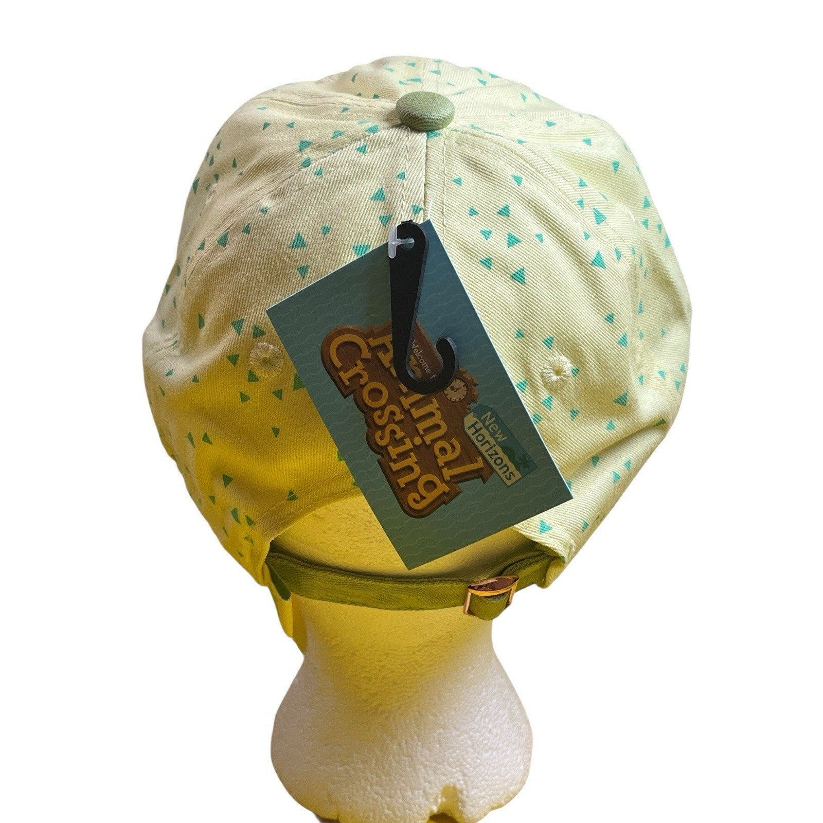 Animal Crossing New Horizons Isabelle Strapback Baseball Cap Yellow Nintendo Hat