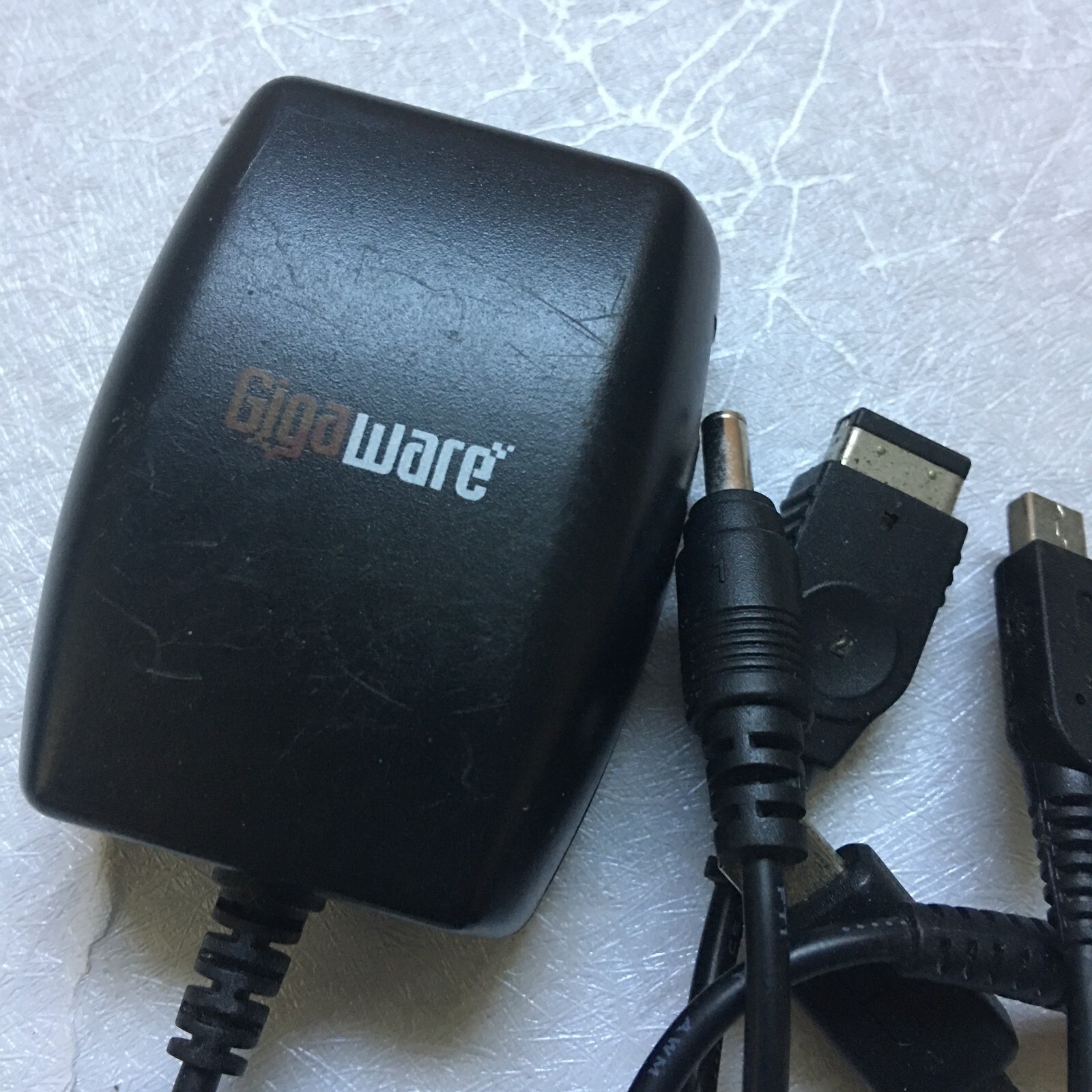 Gigaware Universal 5V-2A Gaming AC Power Adapter Multi-Connector 26-1436
