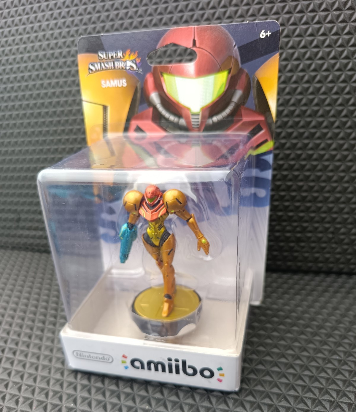 Nintendo amiibo Samus Collectible Character Figure Super Smash Bros Wii U 2014