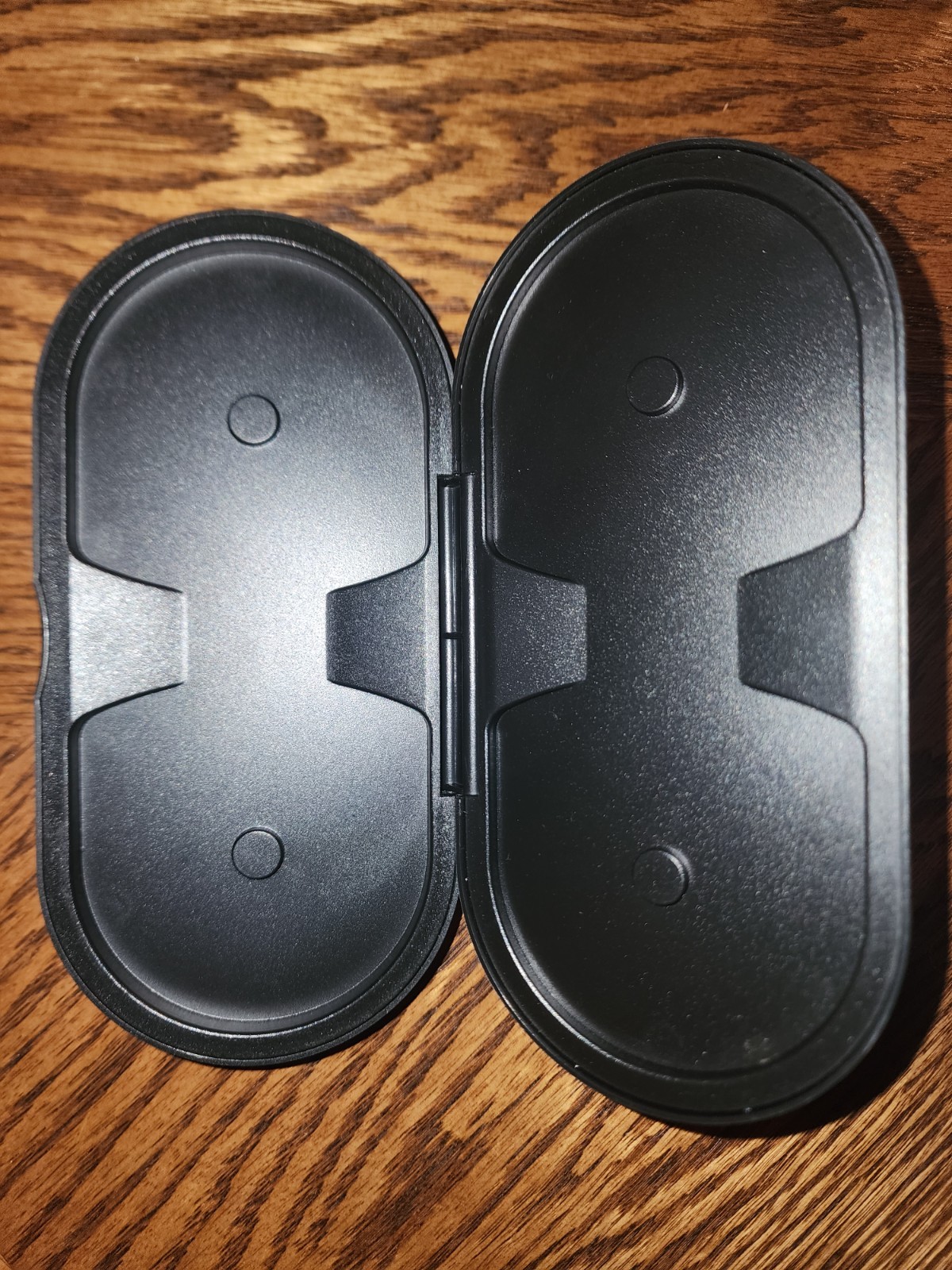 Sony PSP UMD Game Case Holder – Black Hard Rigid Plastic Carry/Storage