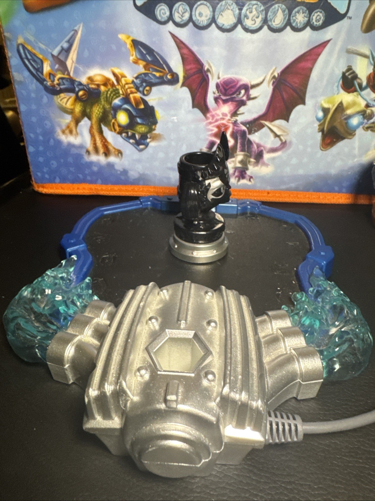 Skylanders Superchargers Dark Spitfire Hot Streak And Kaos Trophy