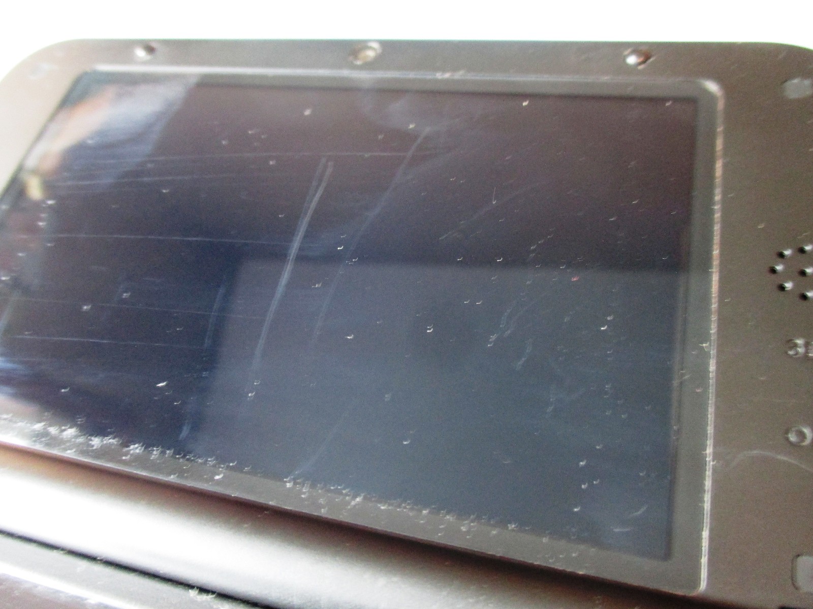 Nintendo 3DS XL Black System w/Charger Screen Issue FREE Shipping!