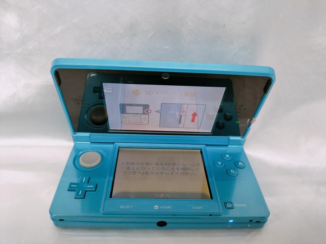 Nintendo 3DS CTR-001 Light Blue Handheld Console Used