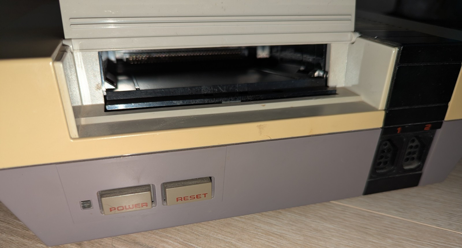 Original Nintendo NES Entertainment System w/ Super Mario Bros 1-3 & Game Genie