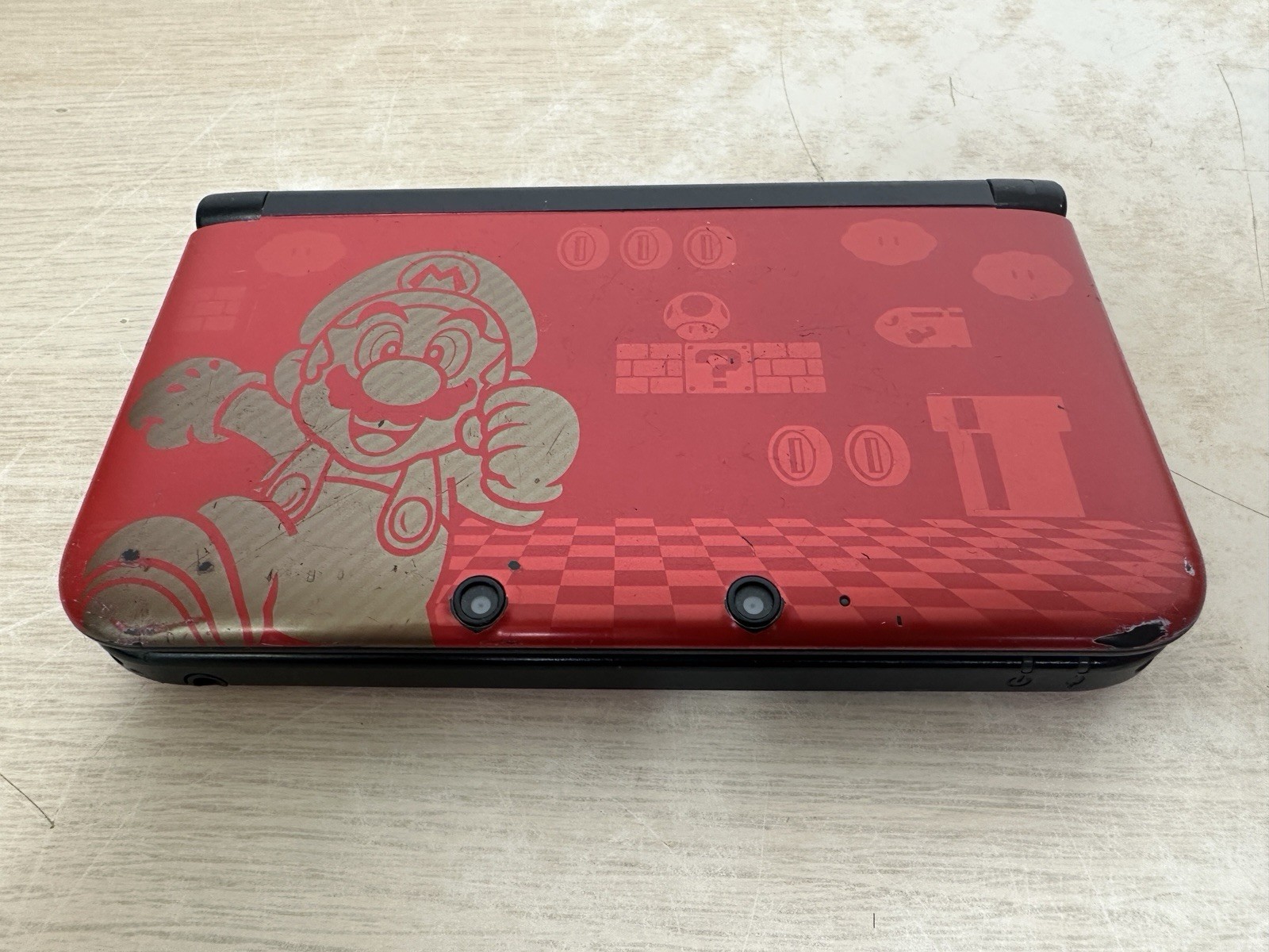 Nintendo 3DS XL Limited Edition Red Super Mario Bros 2 Edition – Works, Has Wear