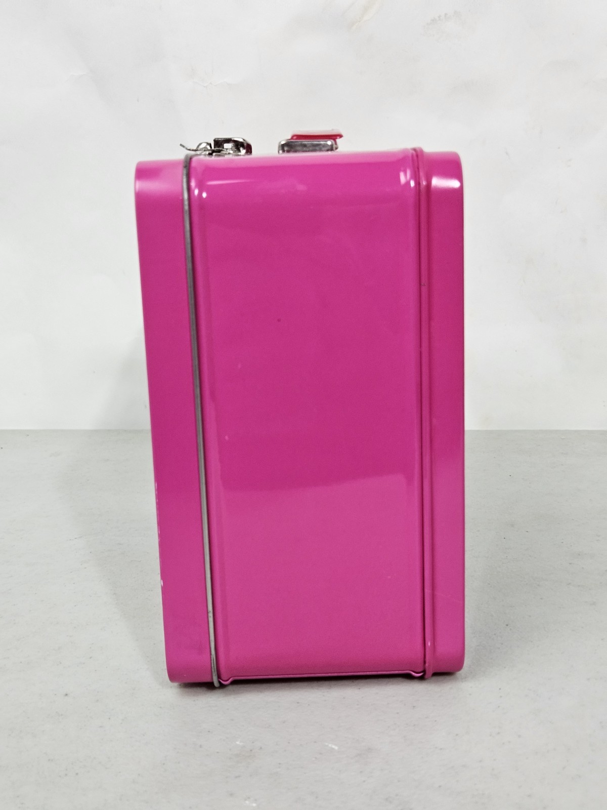 NEW Nintendo Super Princess Peach Metal lunch Box LunchBox Pink Mario