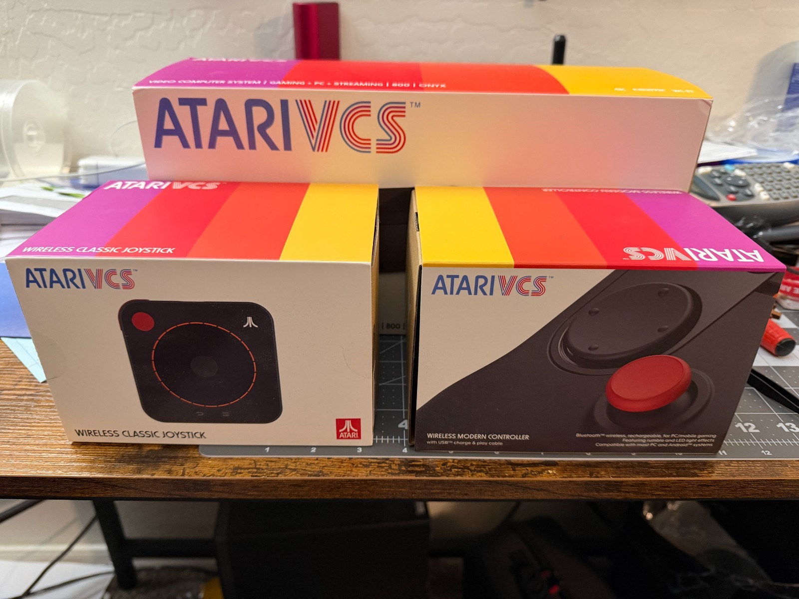 Atari VCS 800 Onyx 32gb w/Wireless Classic & Modern Joysticks- Upgraded