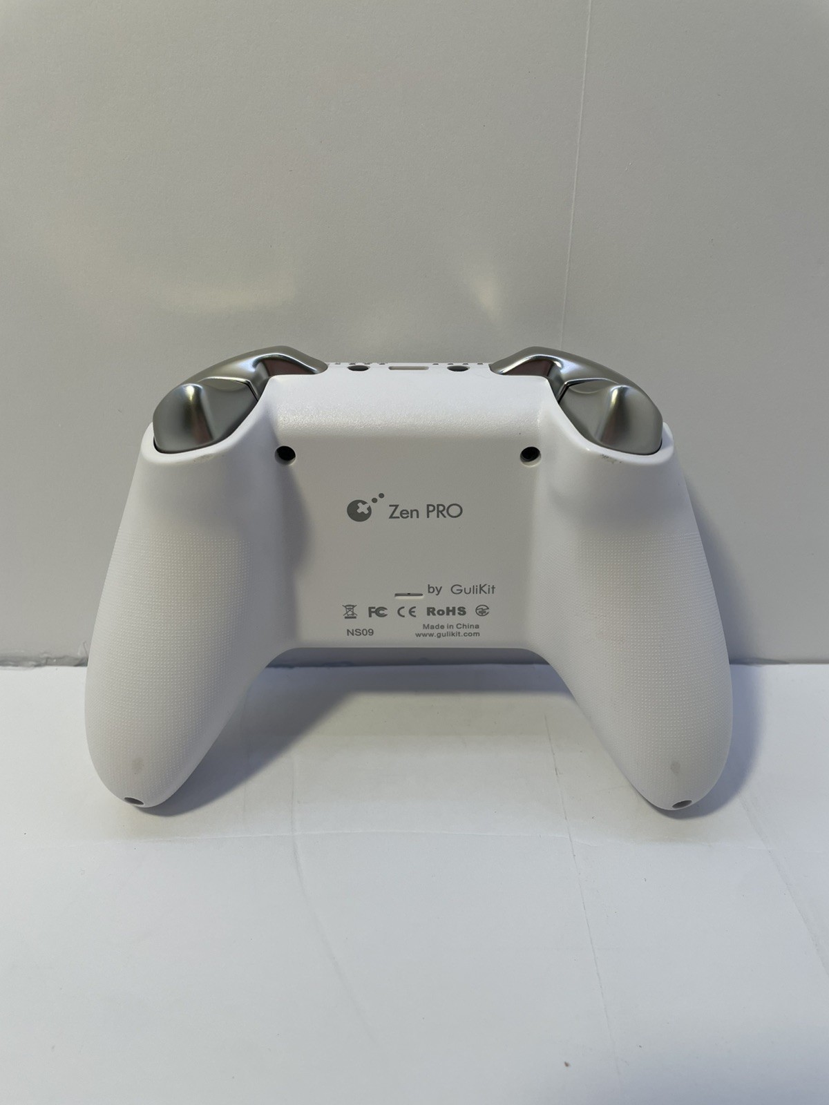 NEW Gulikit Zen Pro Wireless Controller – for Nintendo Switch – White – NS09