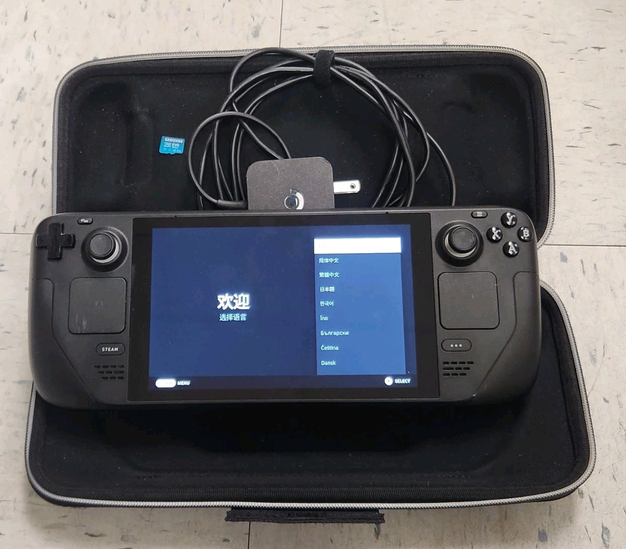 Valve Steam Deck 64GB Handheld System – Black (( Good Condition ))