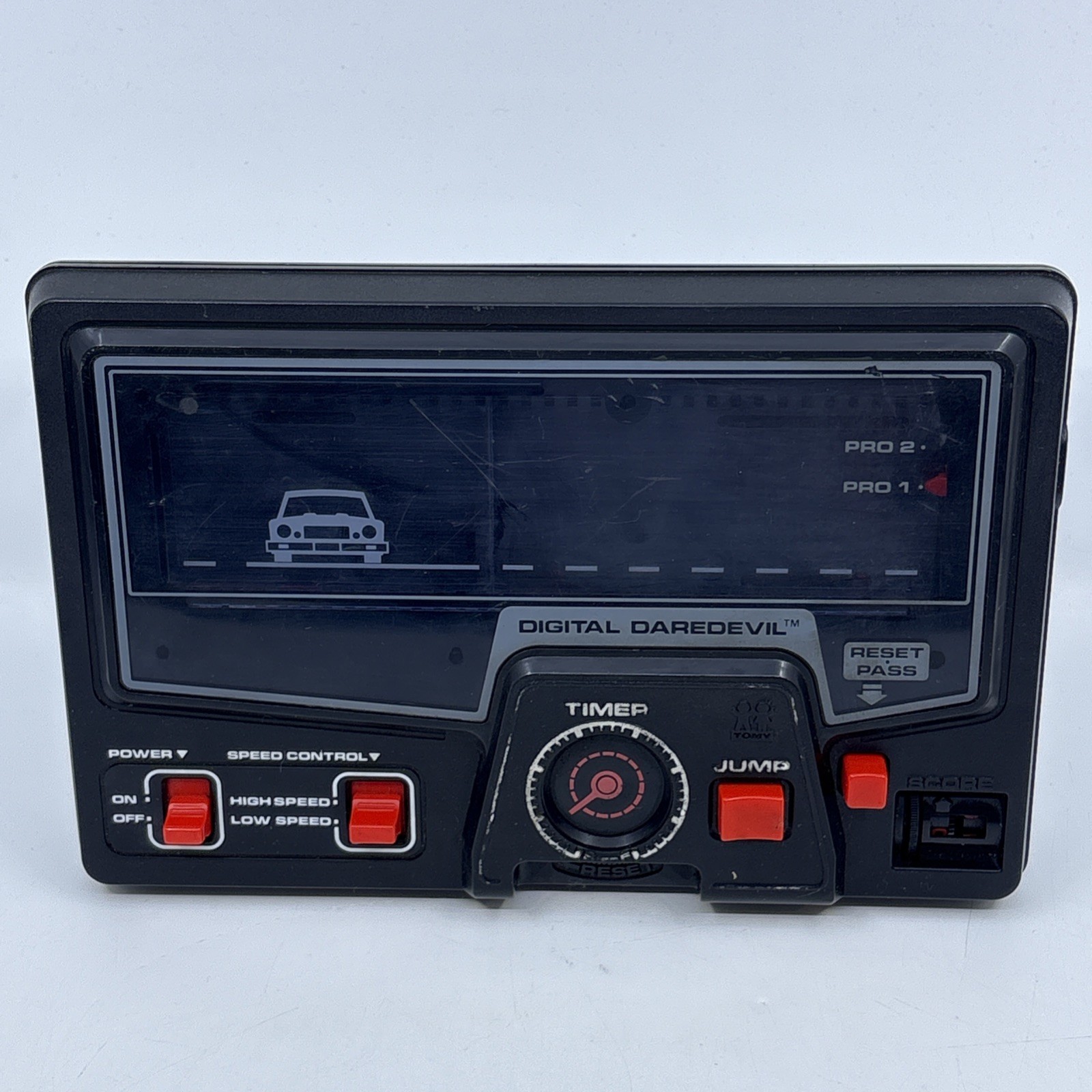 Vintage 1980 Tomy Digital Daredevil Handheld Video Game – Powers ON *AS IS*