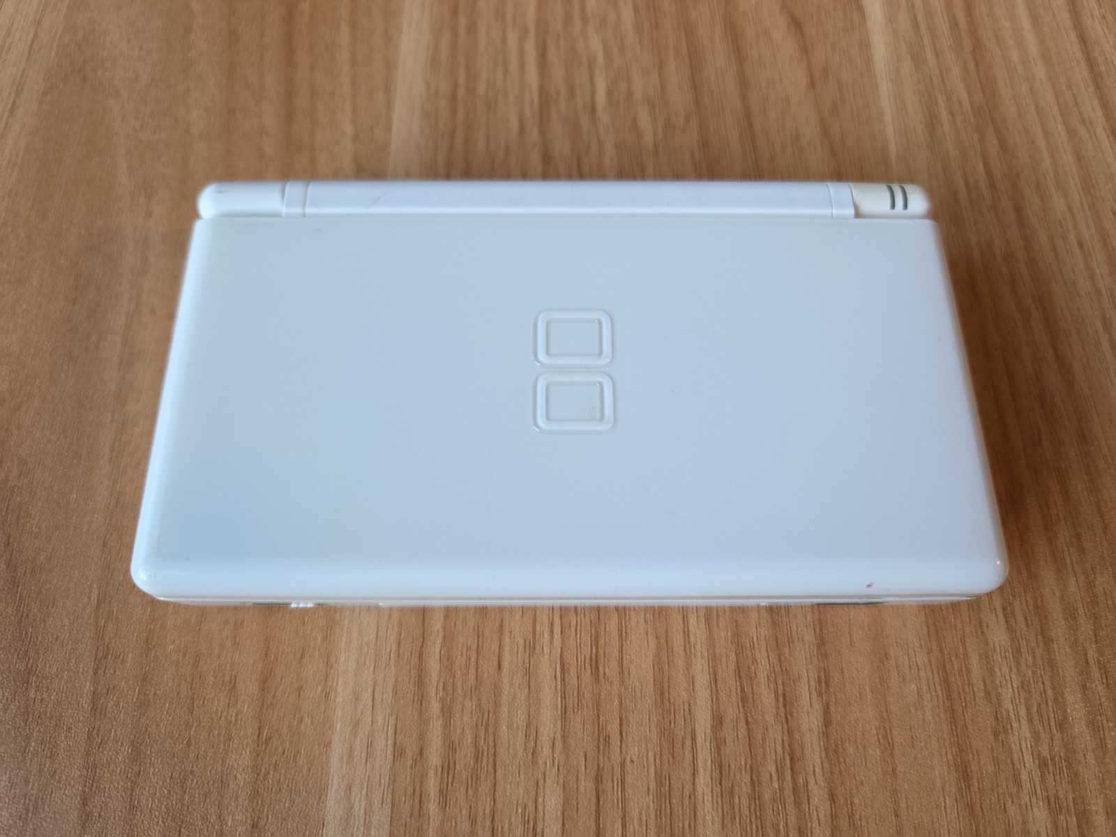 Nintendo DS Lite USG-001 Polar White w/ Charger US SELLER